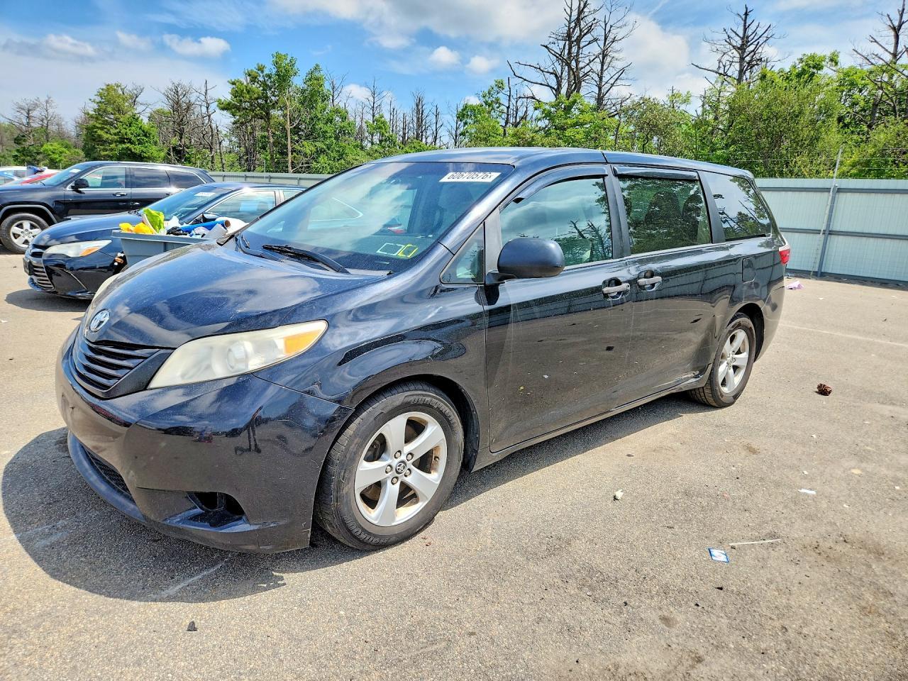 2017 Toyota Sienna, L 7-Passe...