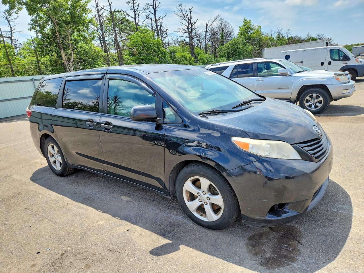 2017 Toyota Sienna, L 7-Passe...
