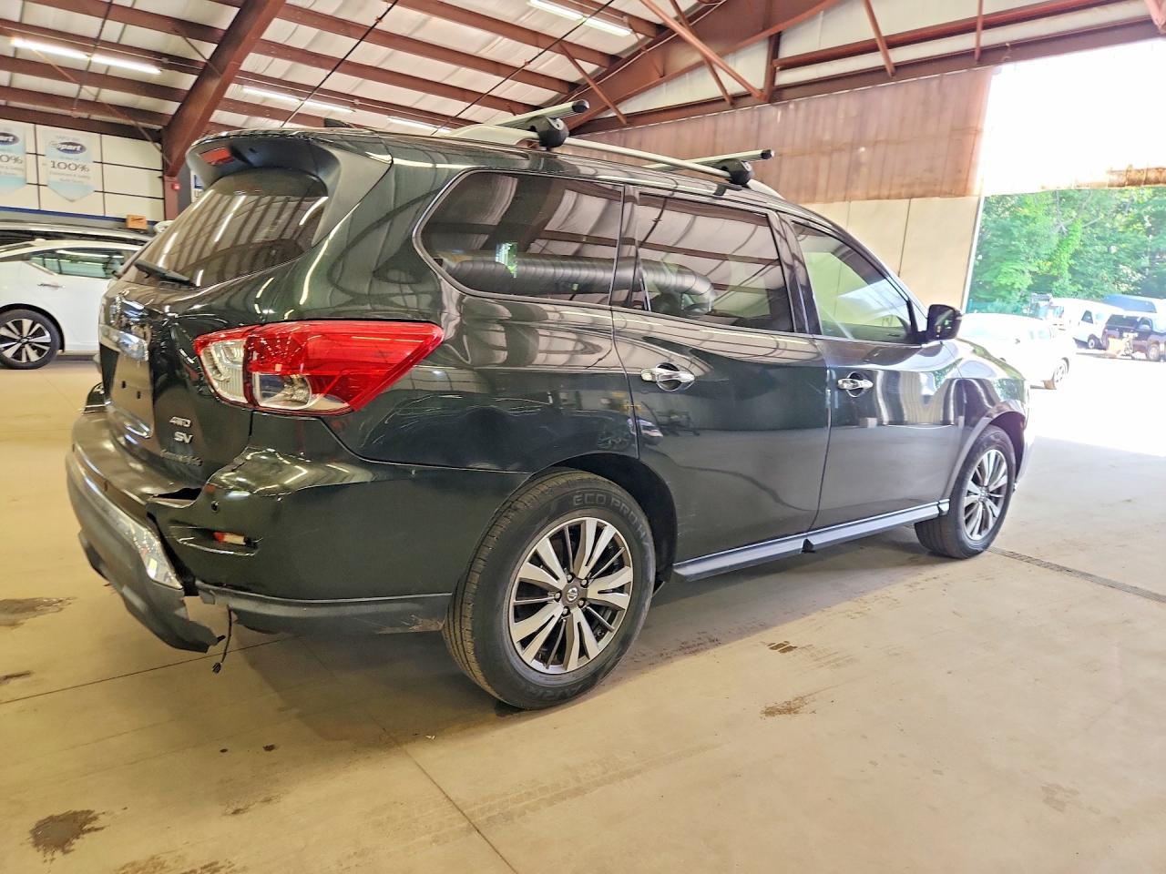 2019 Nissan Pathfinder, SV