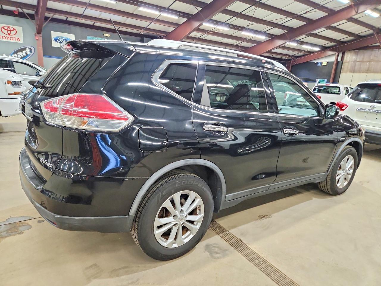 2015 Nissan Rogue, SV