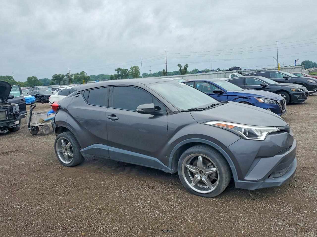 2019 Toyota C-HR, LE