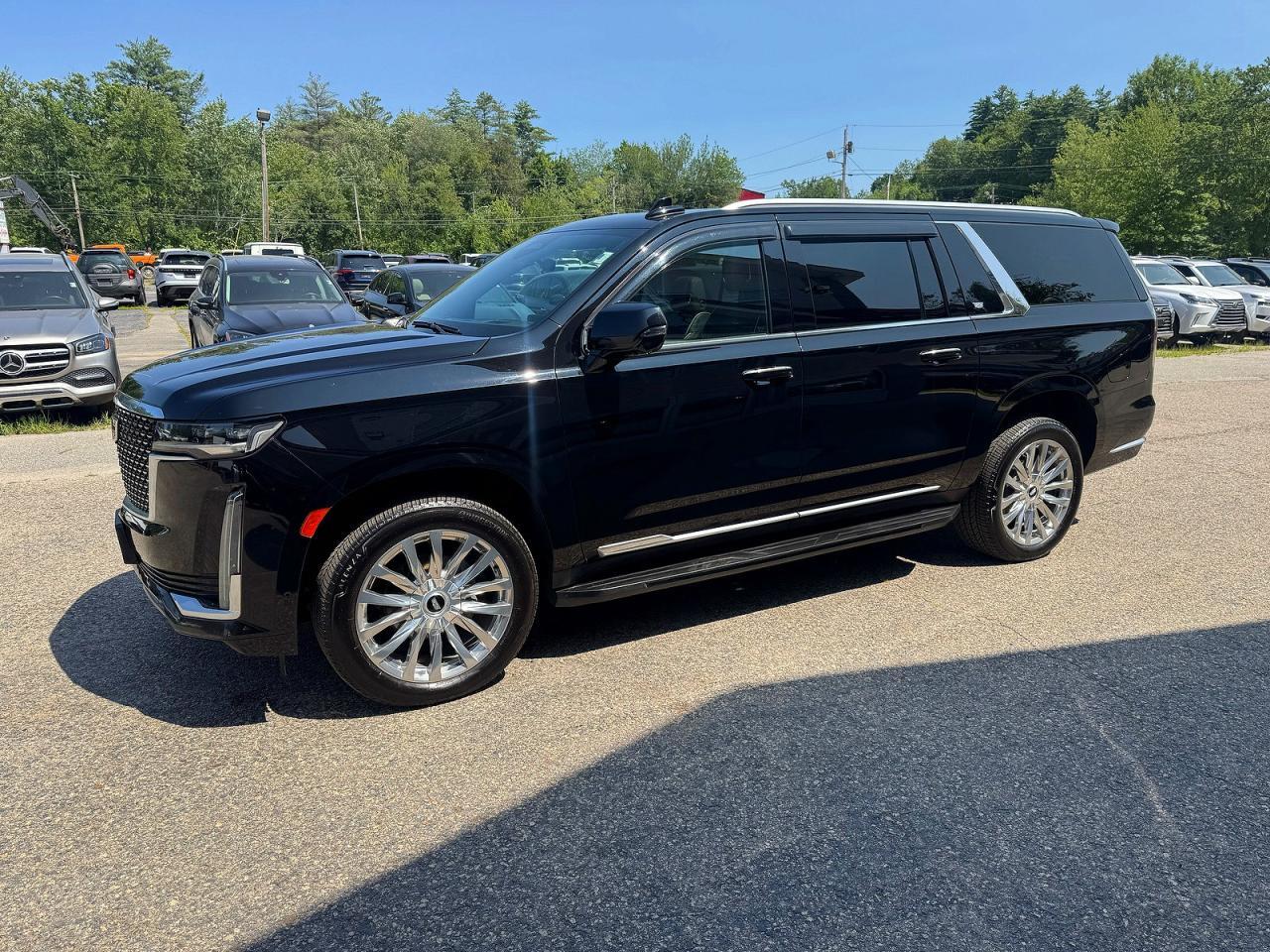2022 Cadillac Escalade, Esv P...