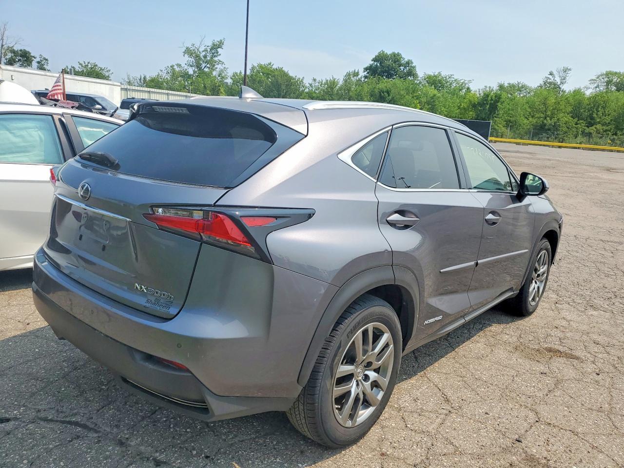 2015 Lexus NX, 300H