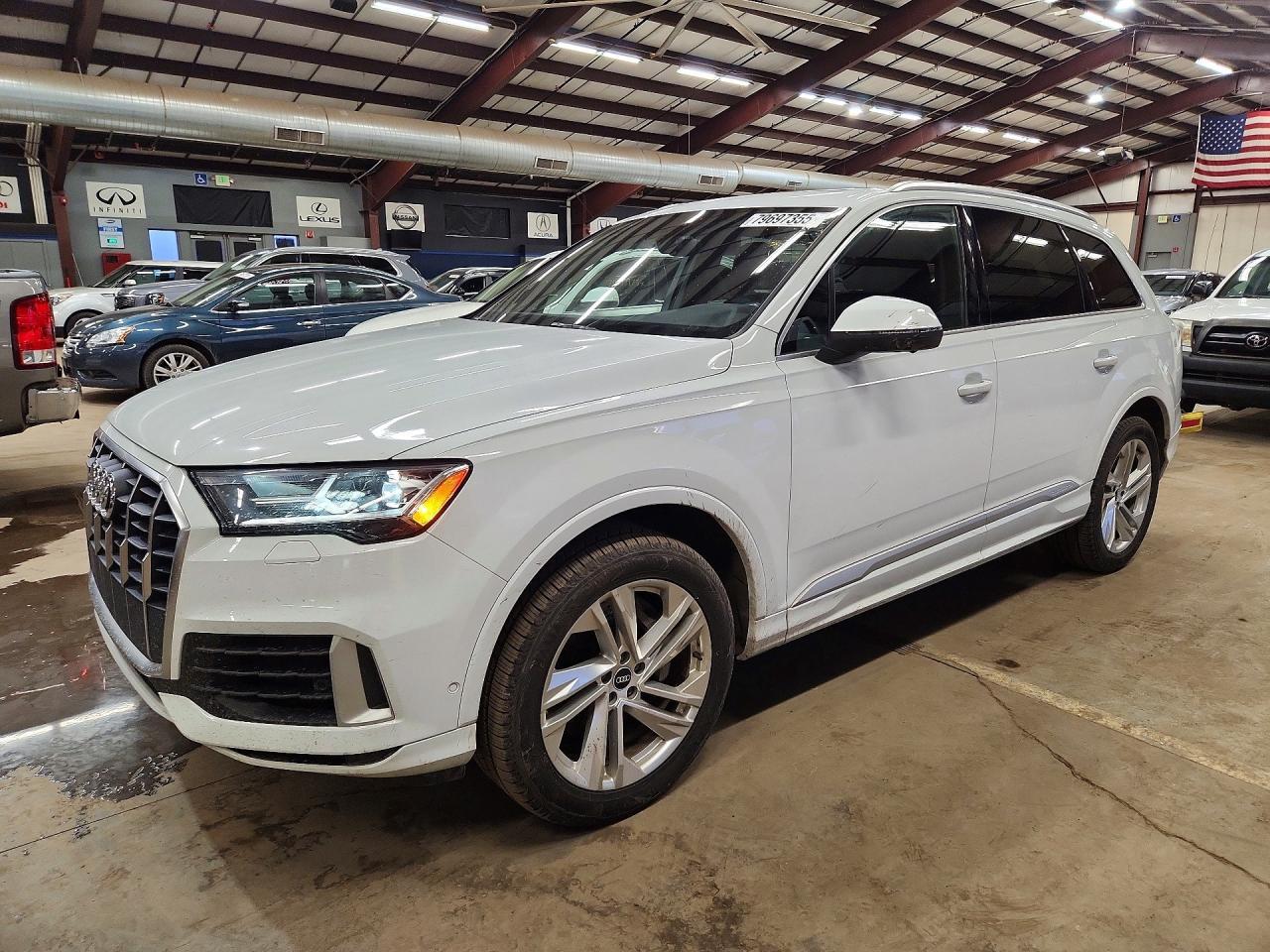 2021 Audi Q7, Premium