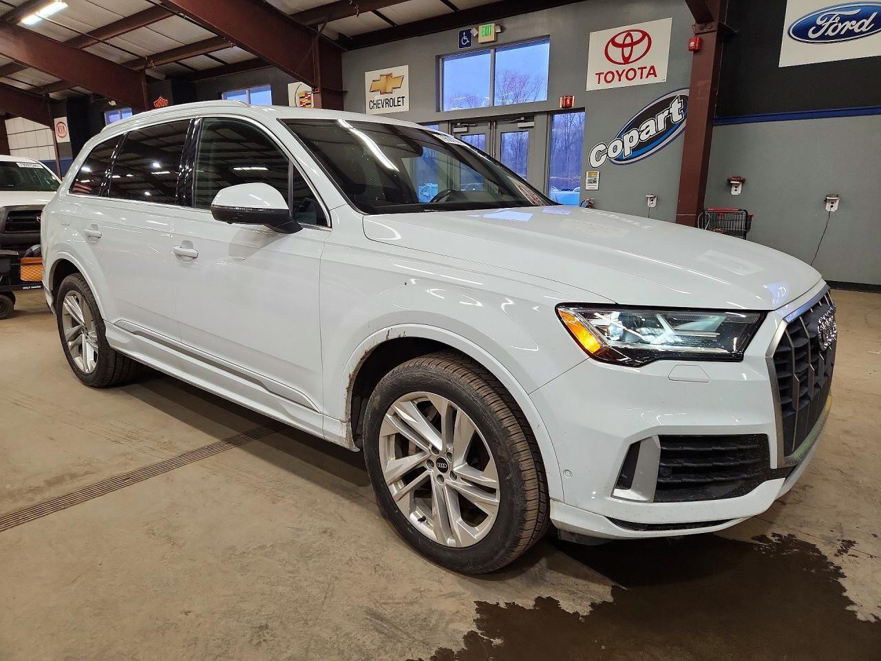 2021 Audi Q7, Premium