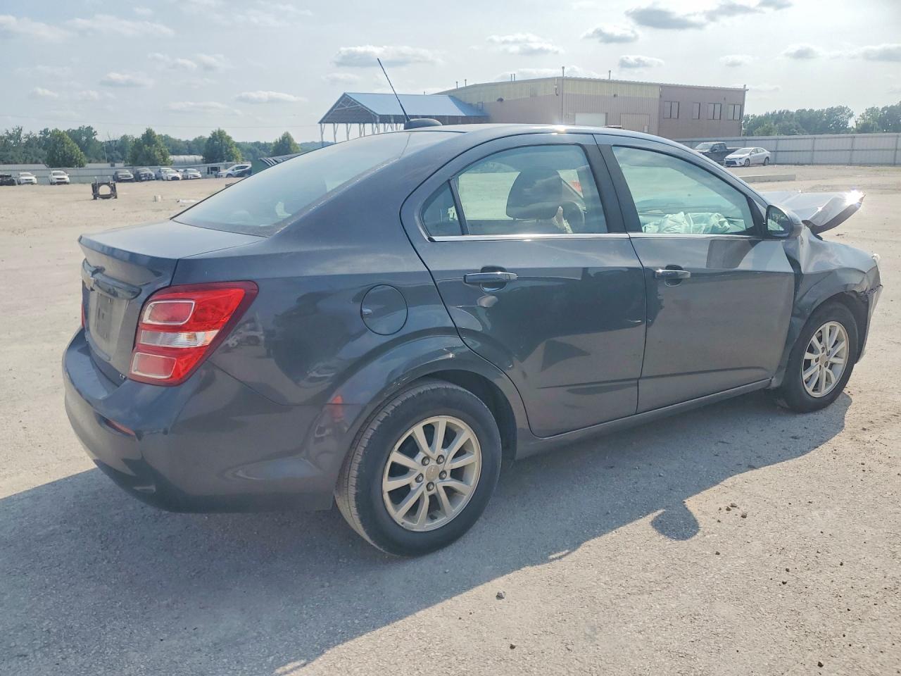 2017 Chevrolet Sonic, LT
