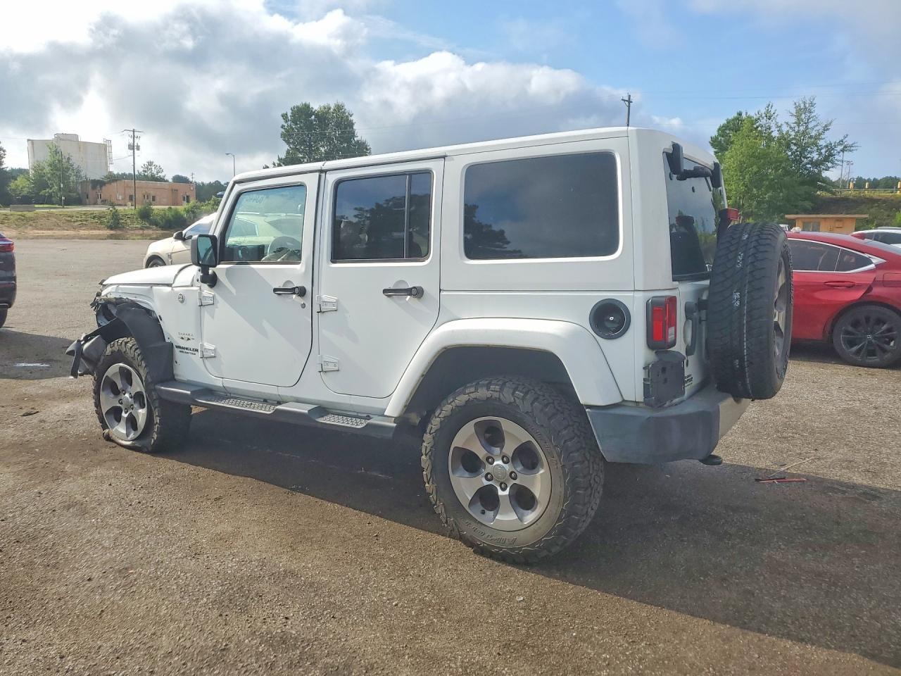 2016 Jeep Wrangler, Sahara