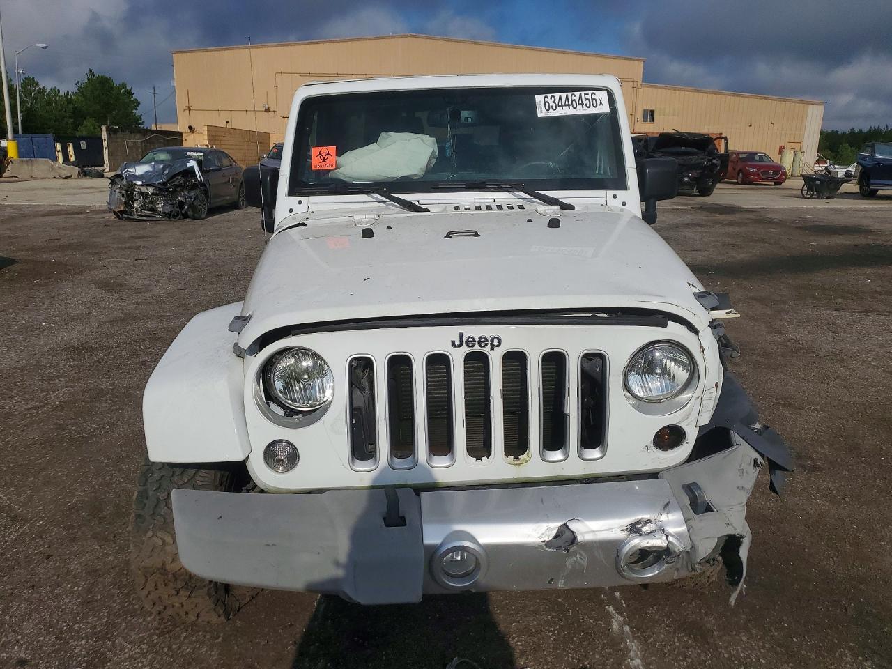 2016 Jeep Wrangler, Sahara