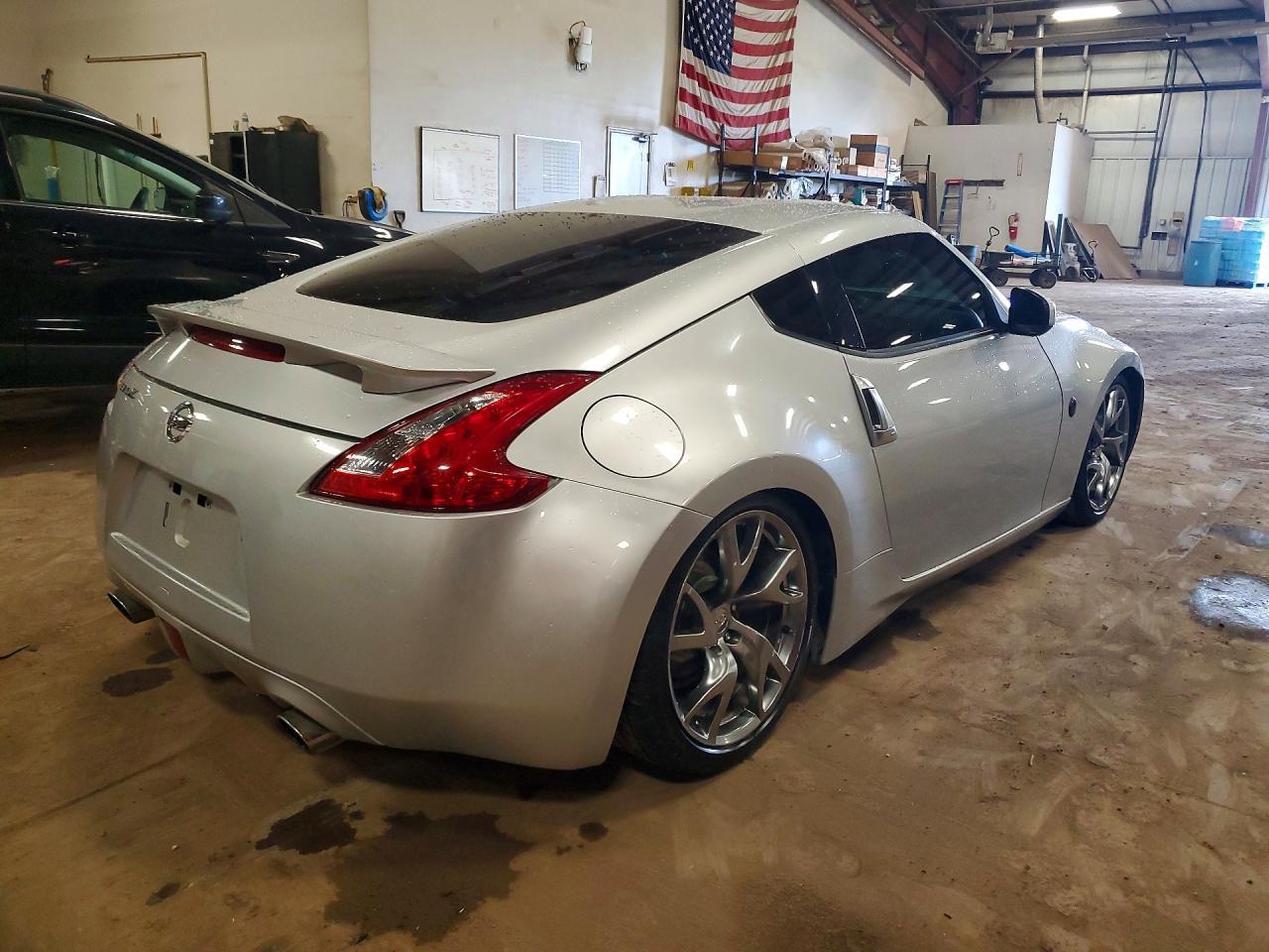 2015 Nissan 370Z, Sport