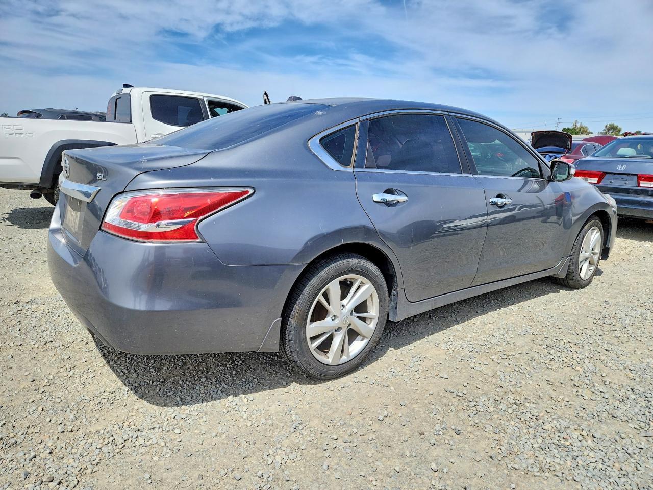 2015 Nissan Altima, 2.5 SL