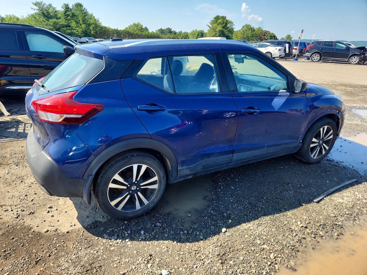 2018 Nissan Kicks, SV