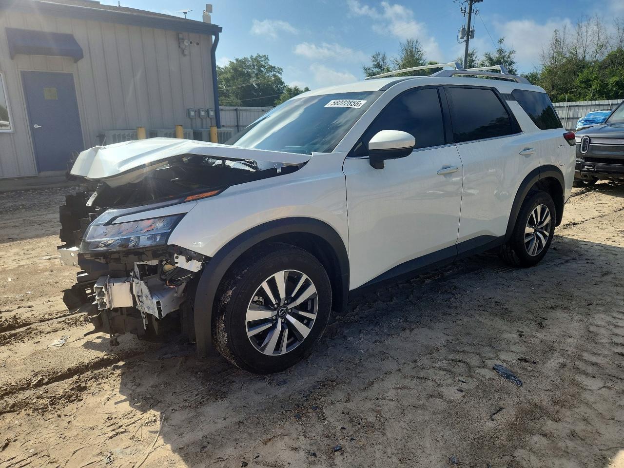 2024 Nissan Pathfinder, SL