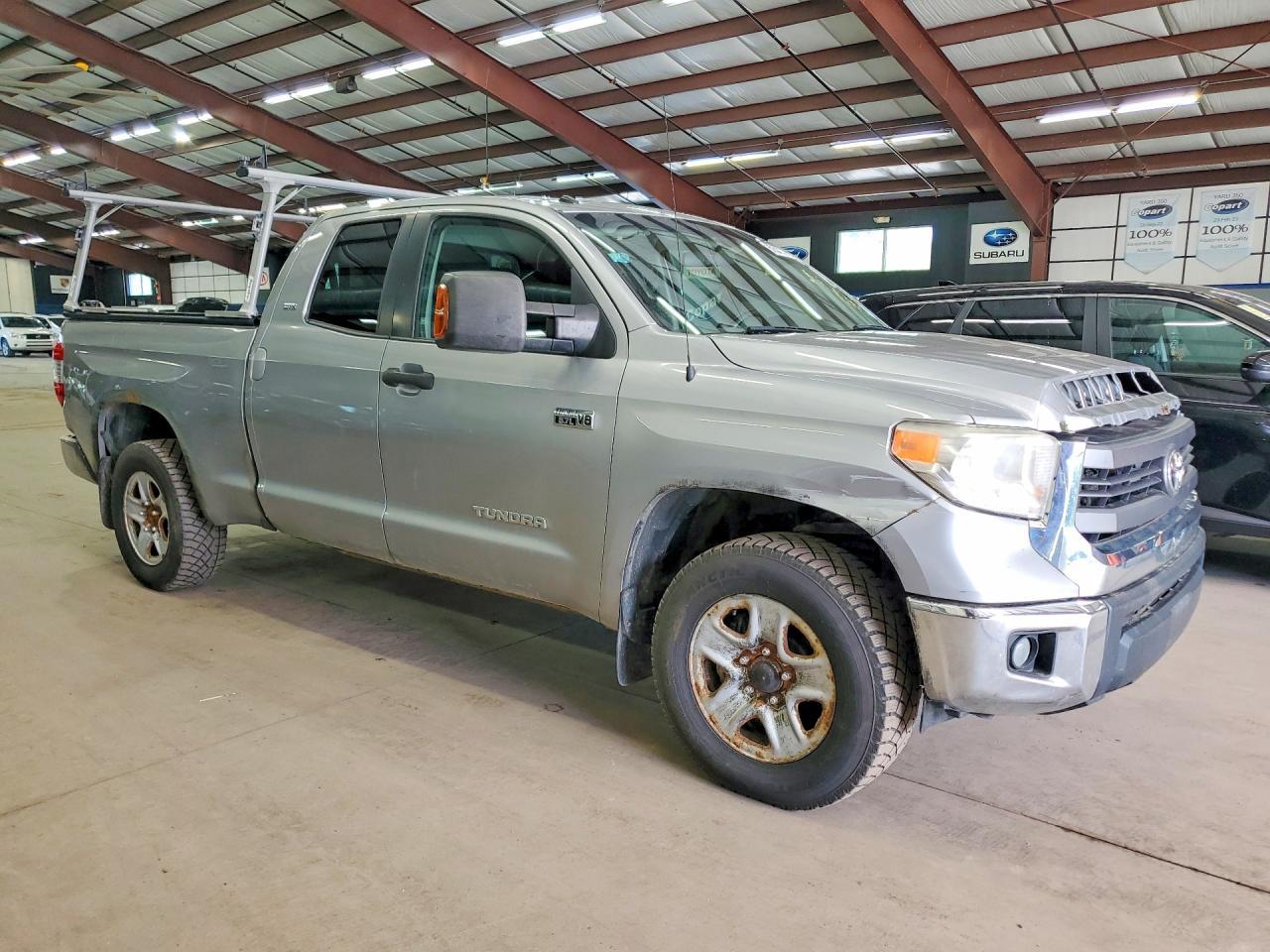 2015 Toyota Tundra, SR5