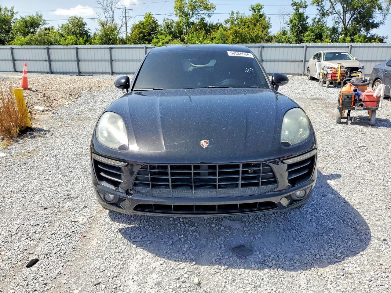 2015 Porsche Macan, S