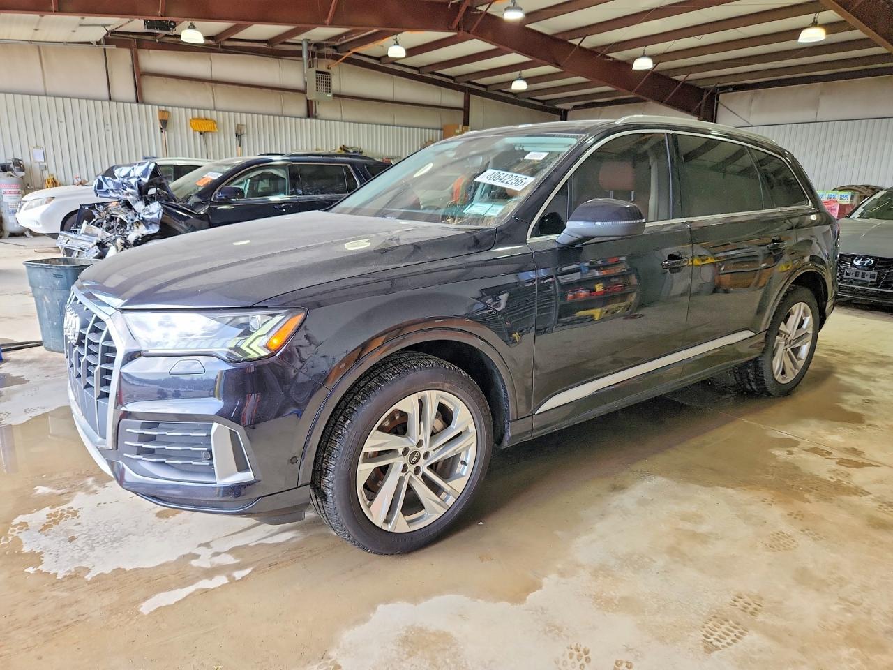 2021 Audi Q7, Premium Plus