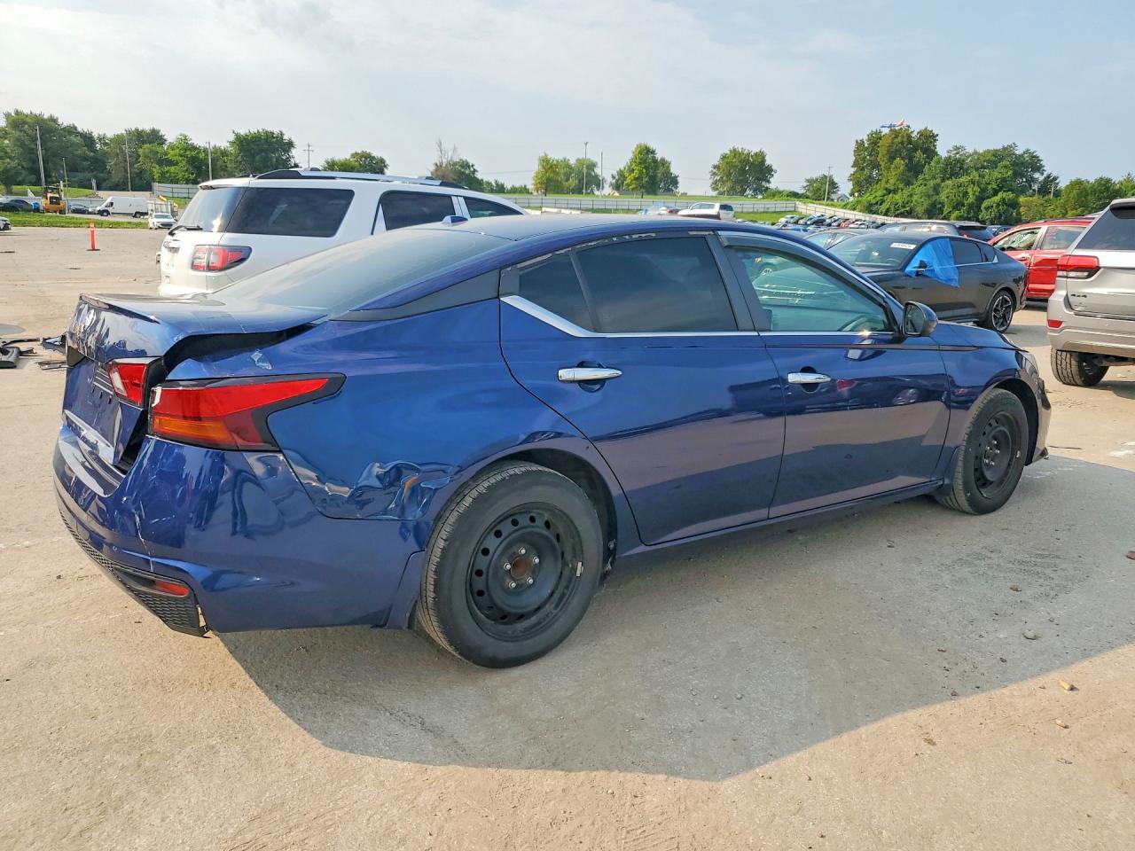 2020 Nissan Altima, S