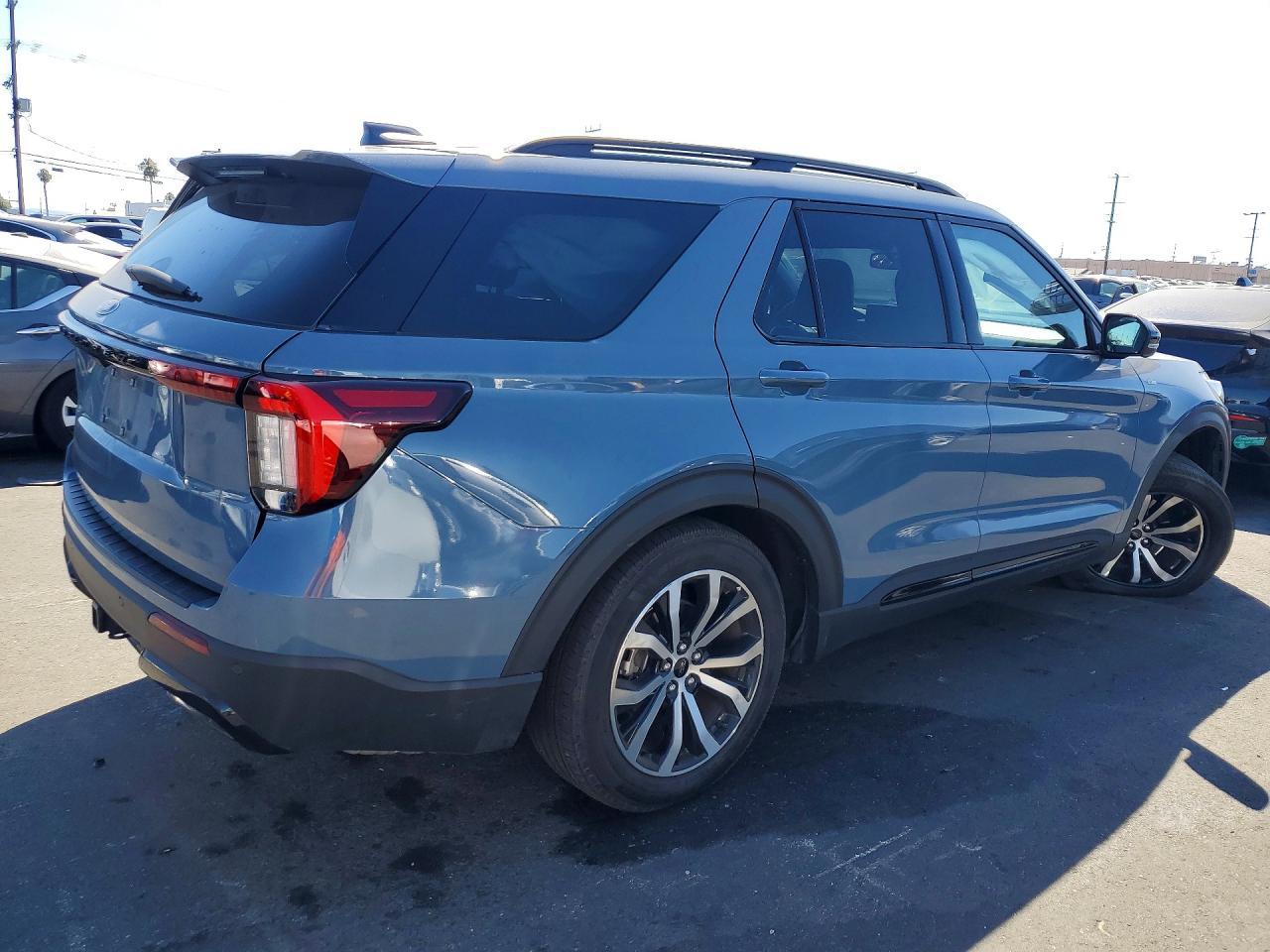 2025 Ford Explorer, St-Line