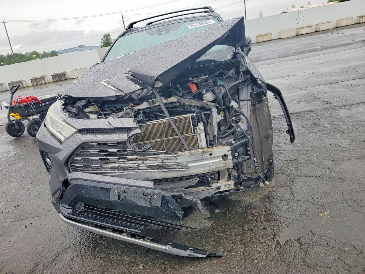 2019 Toyota RAV4, Xse