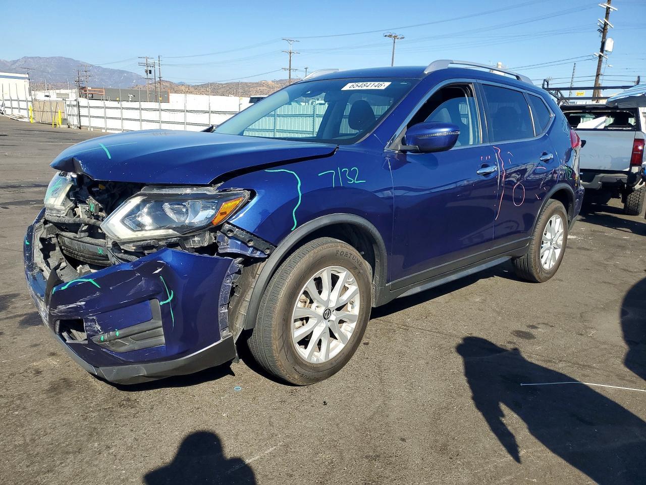 2020 Nissan Rogue, SV