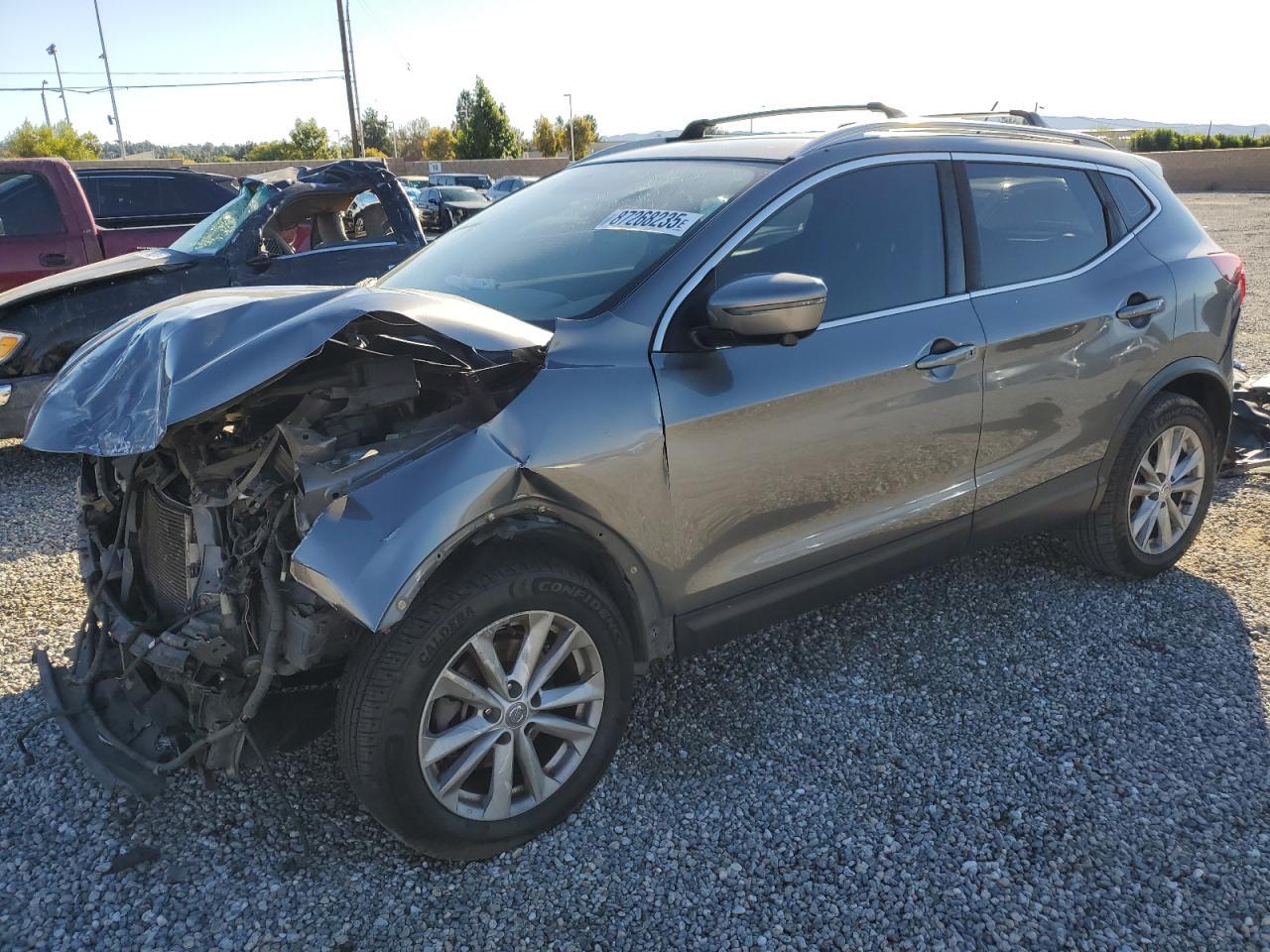 2017 Nissan Rogue, S