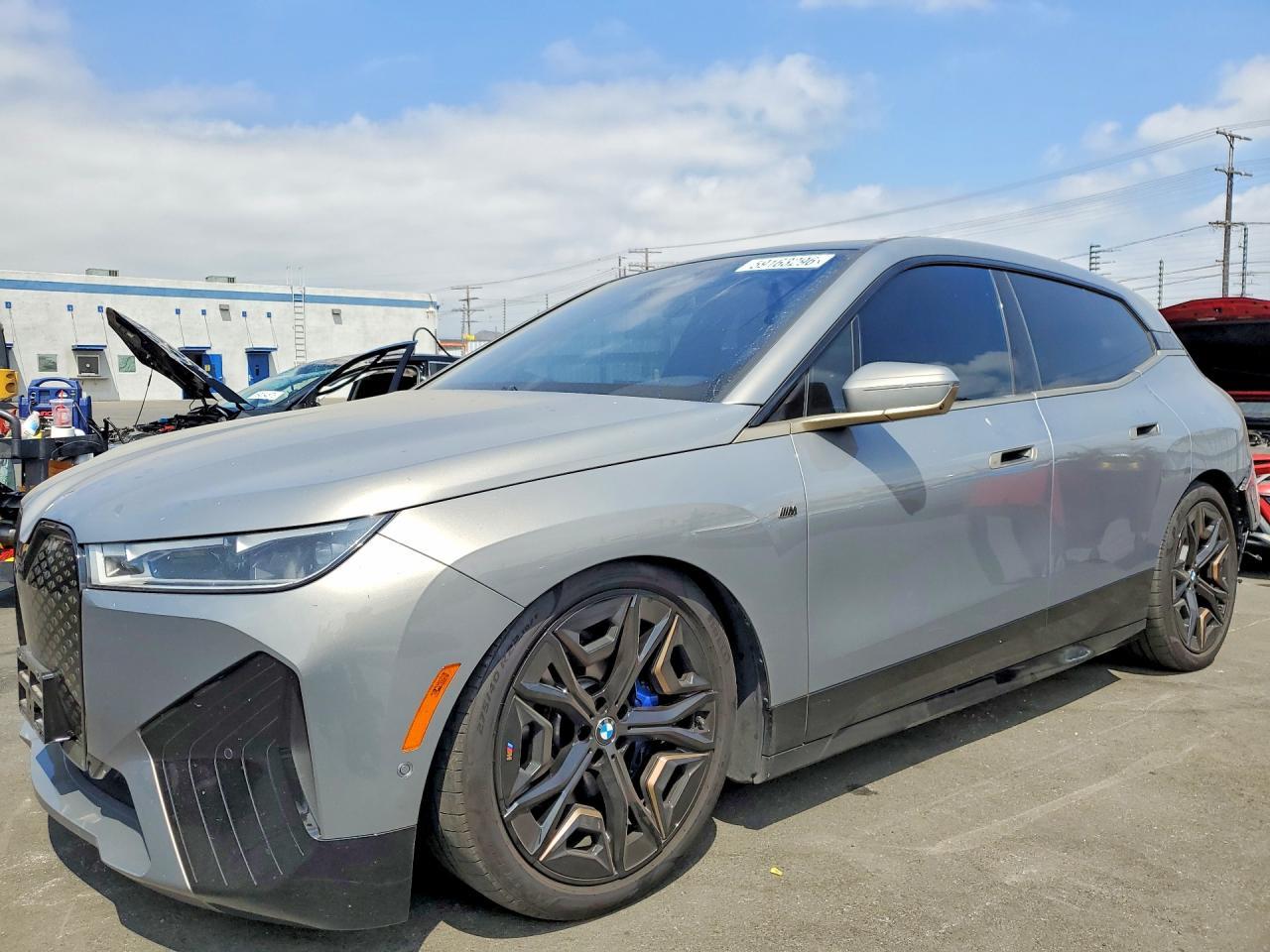 2023 BMW IX, M60