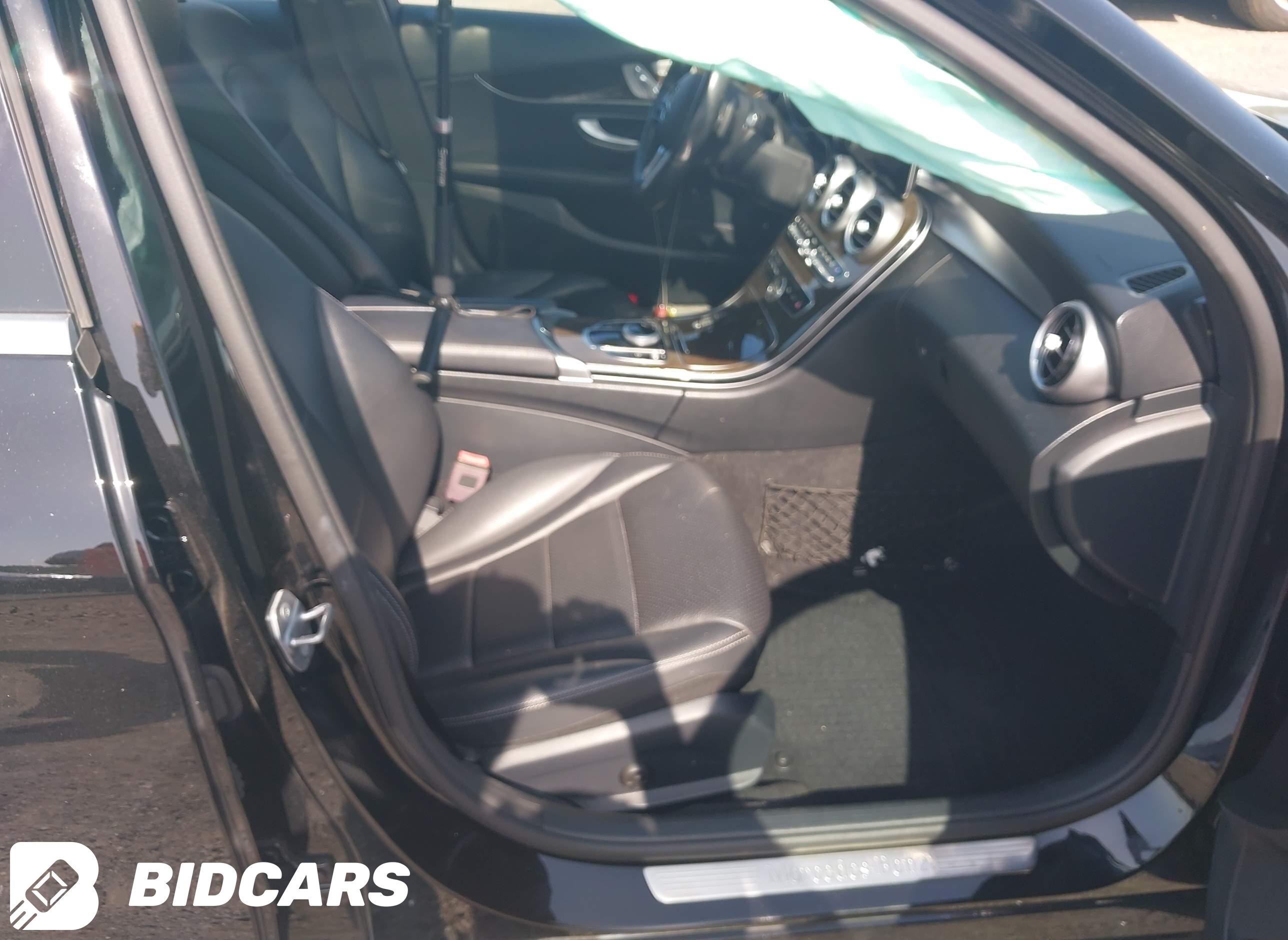 2020 Mercedes-Benz C 300