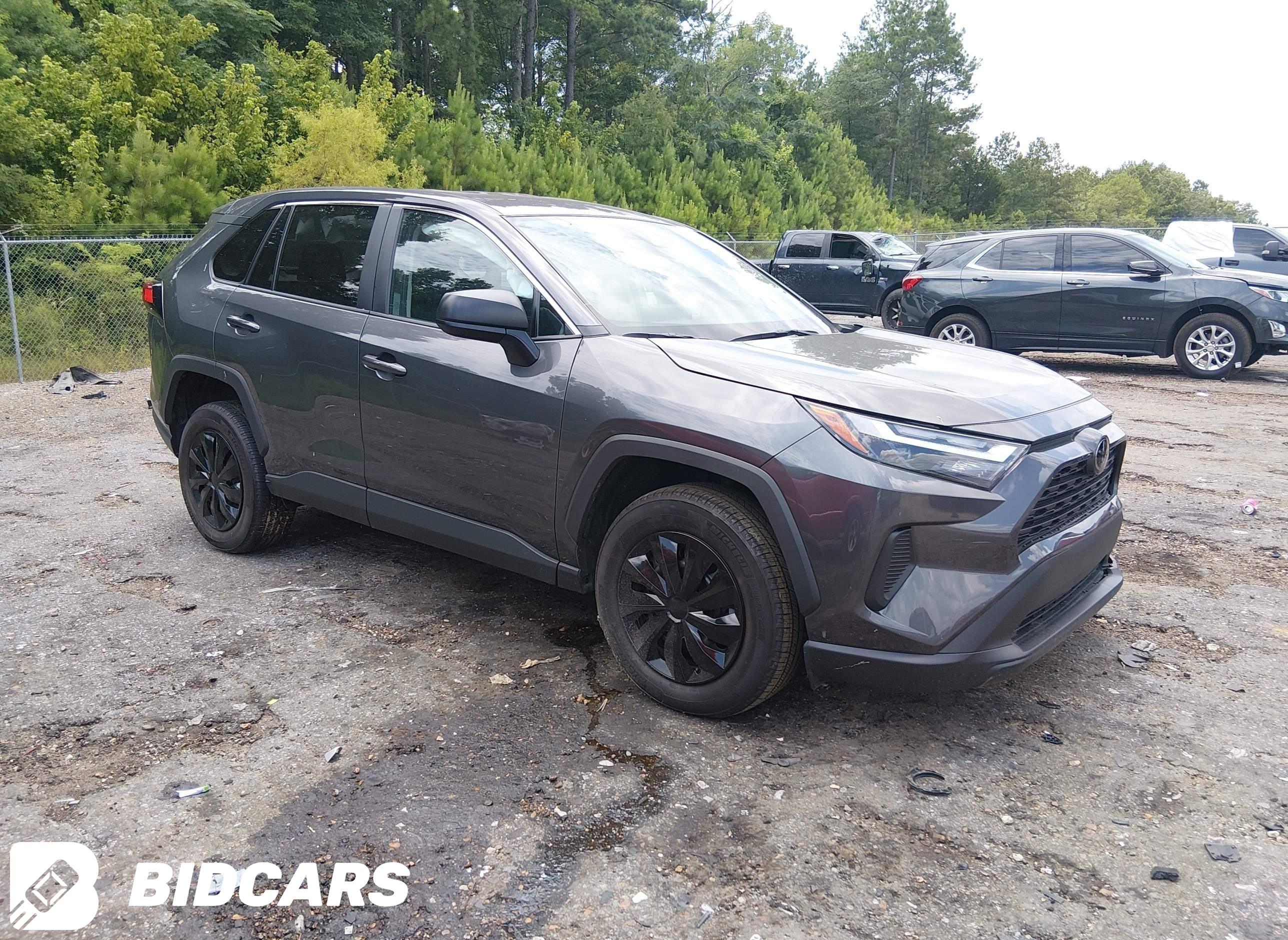 2025 Toyota RAV4, LE