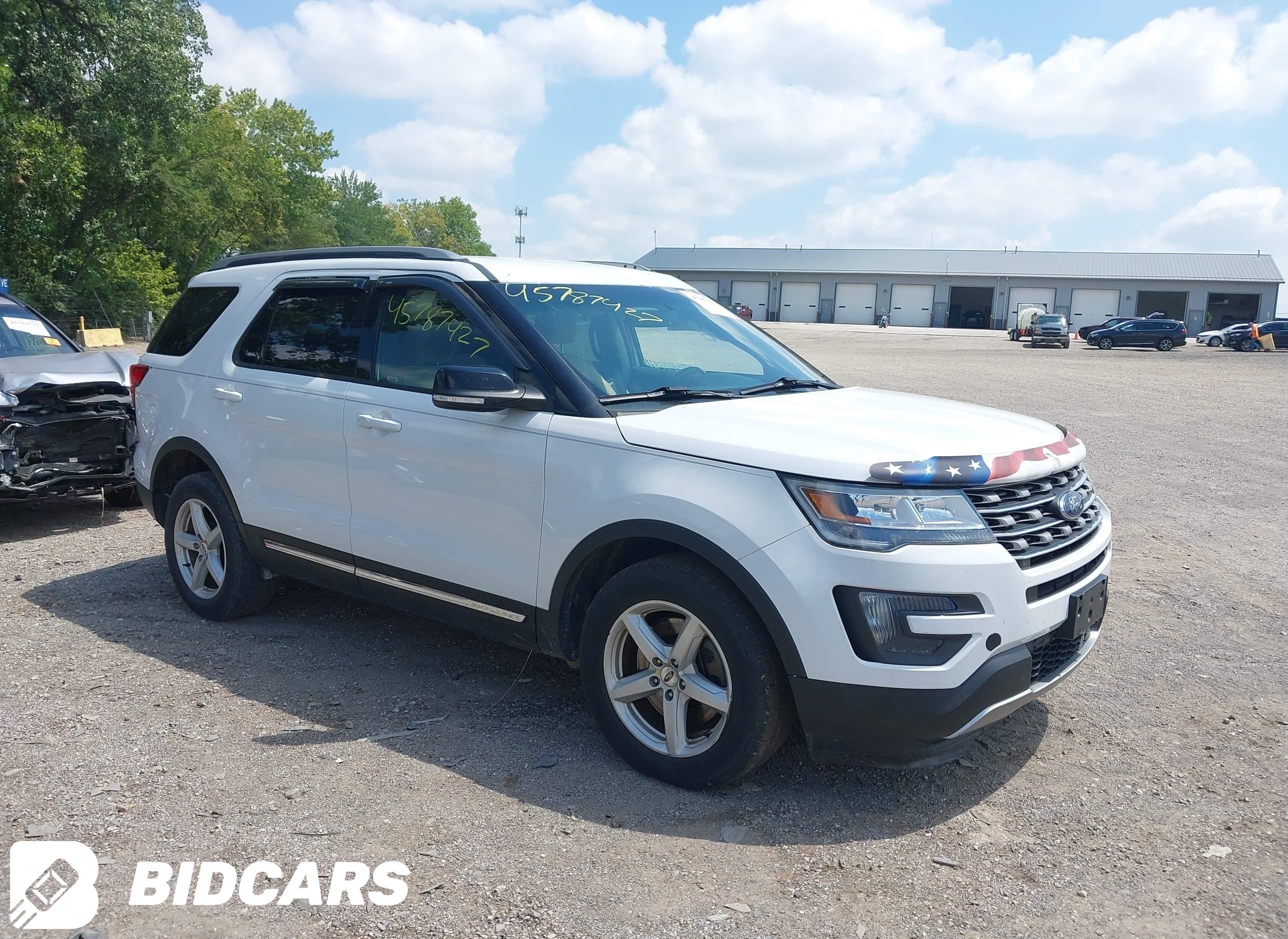 2016 Ford Explorer, Xlt