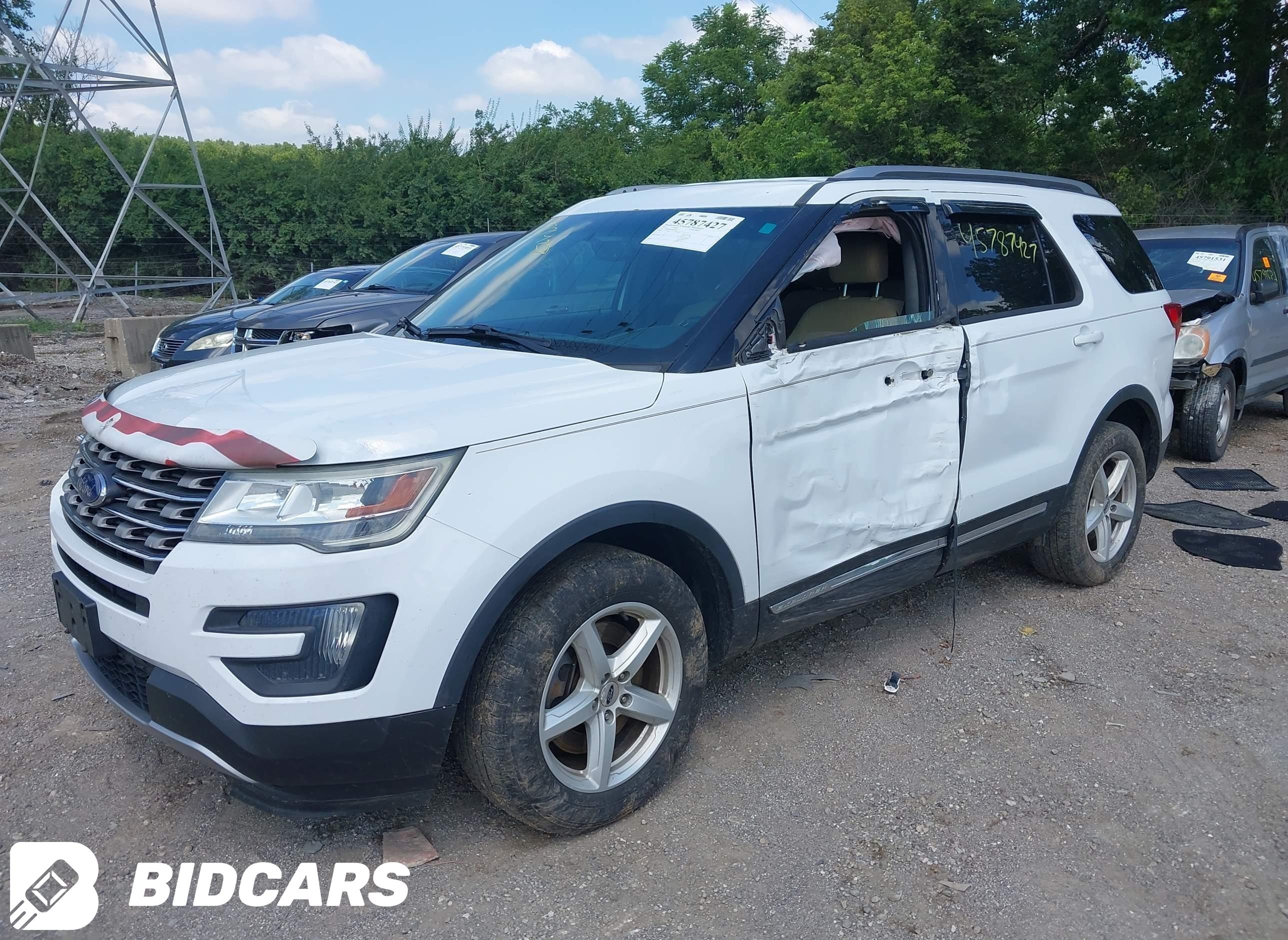 2016 Ford Explorer, Xlt