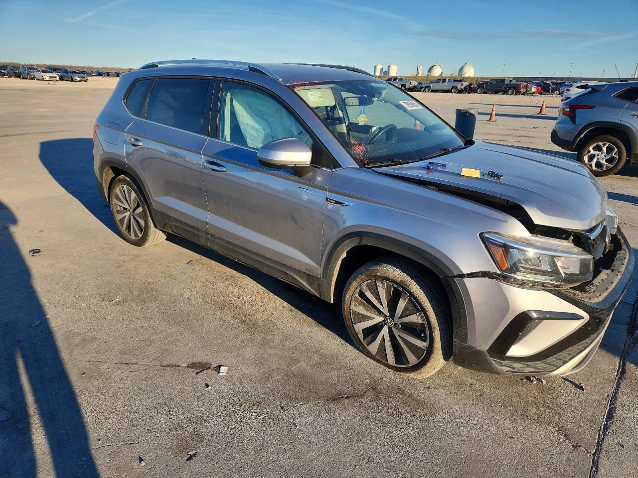 2022 Volkswagen Taos, SE