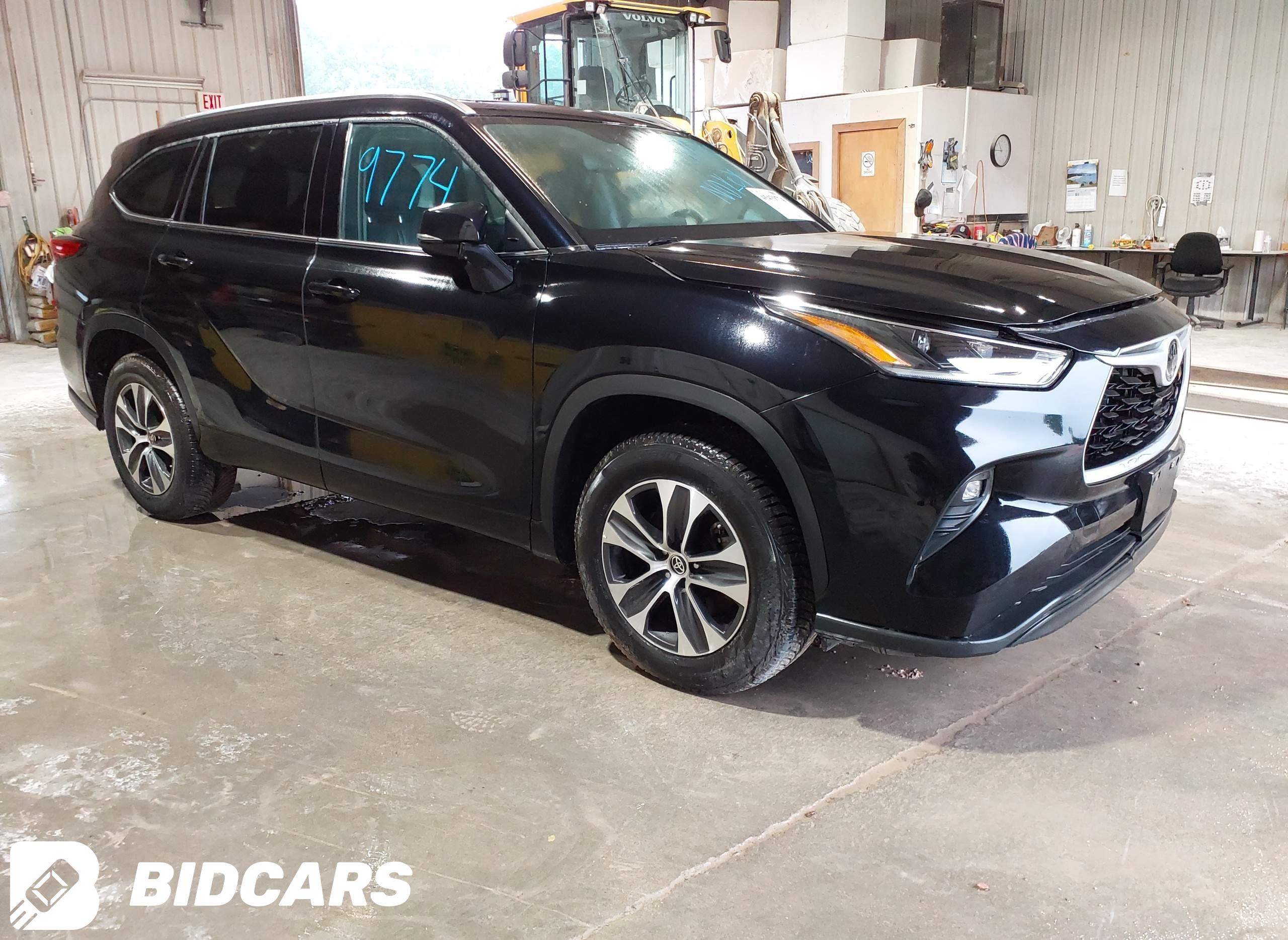 2021 Toyota Highlander, Xle