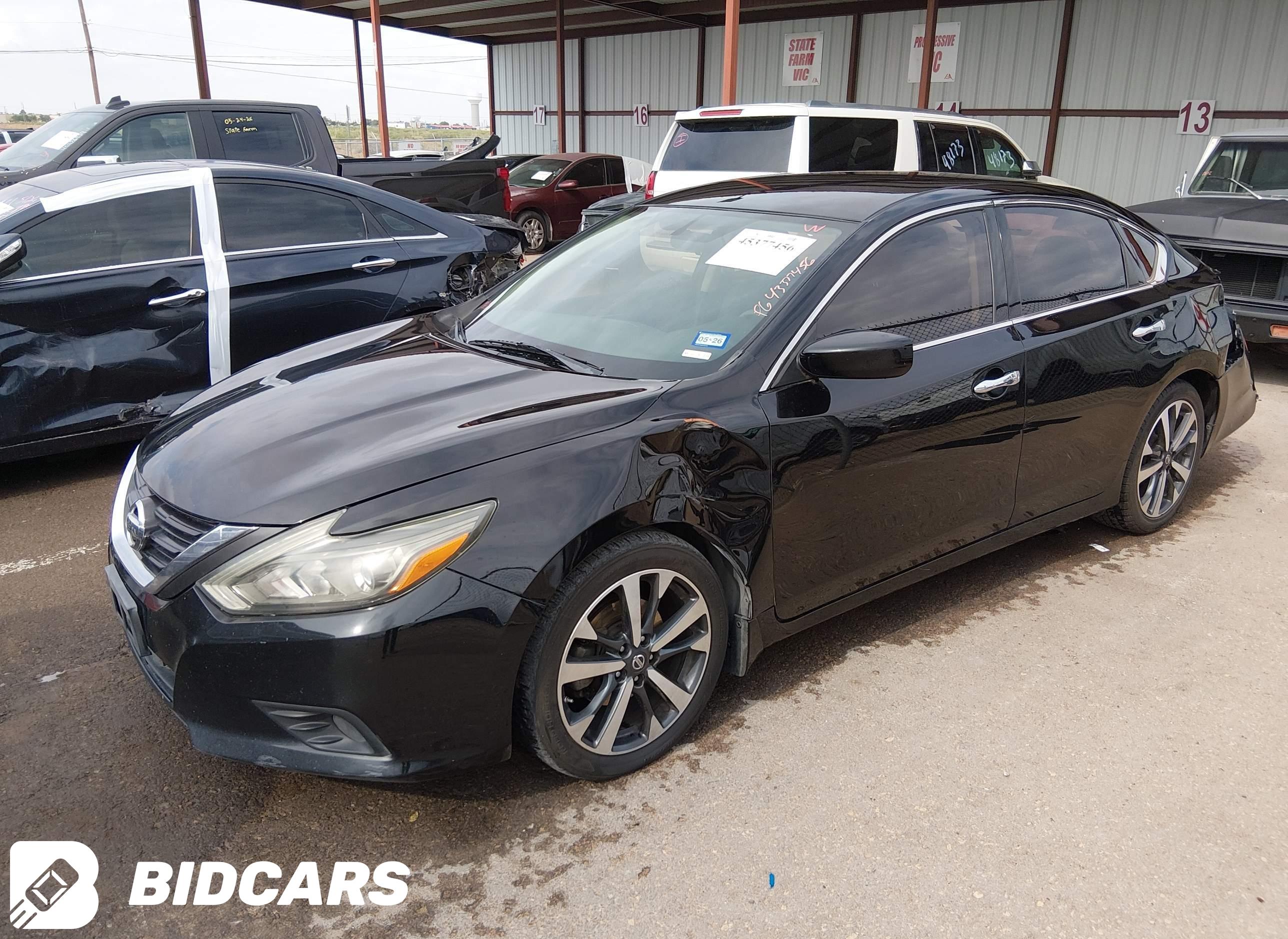 2017 Nissan Altima, 2.5 SR