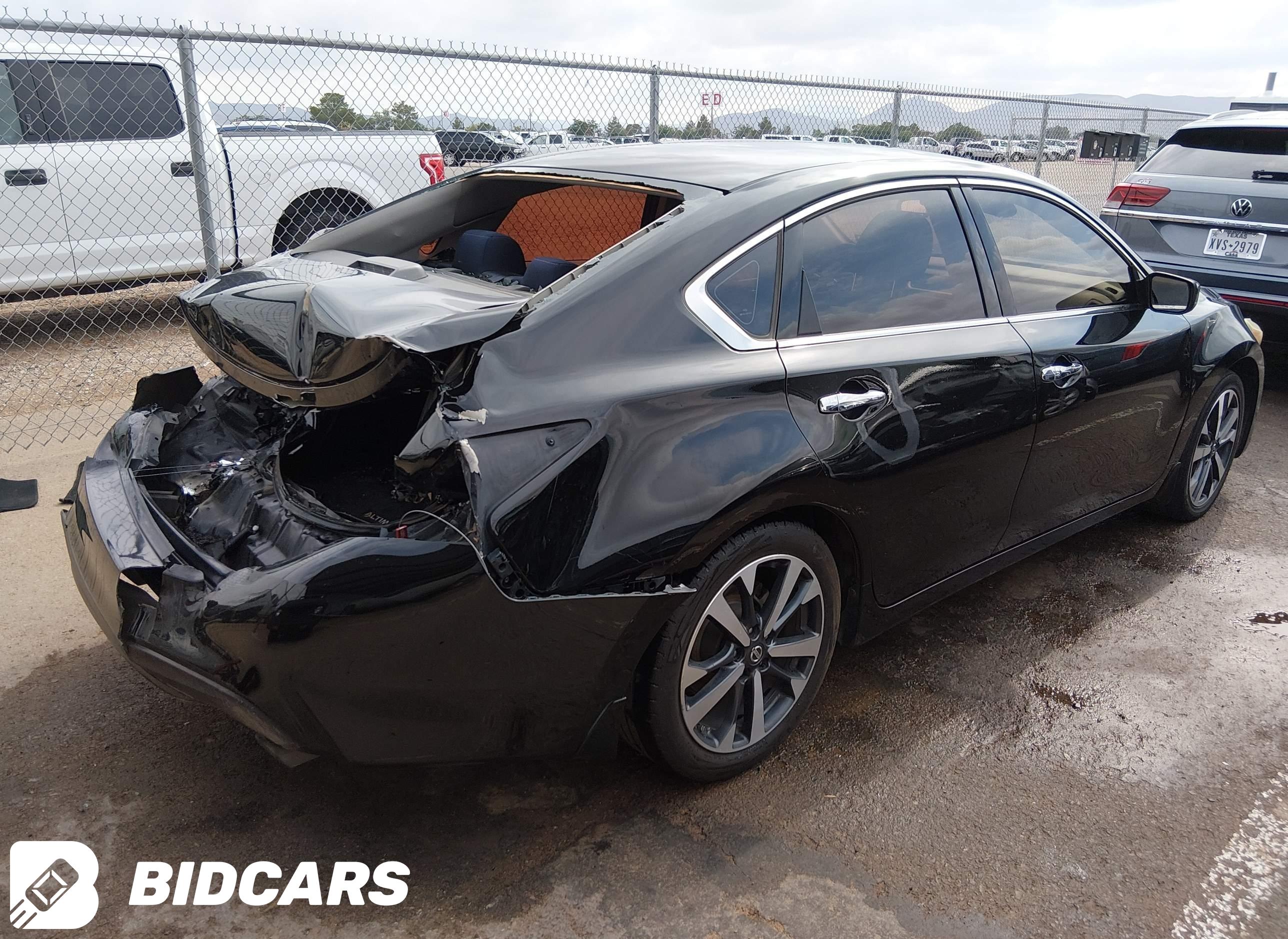 2017 Nissan Altima, 2.5 SR