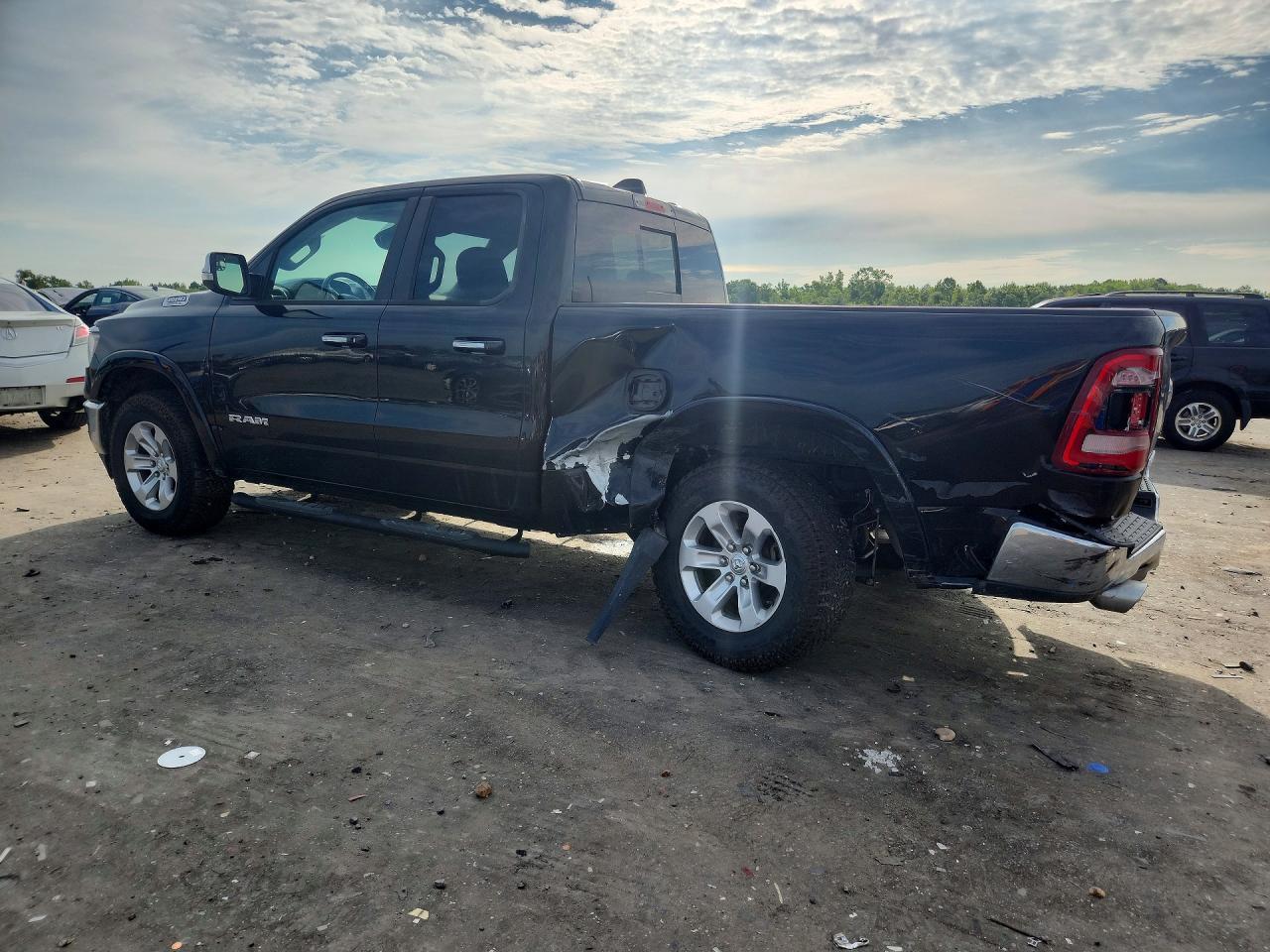 2020 RAM 1500, Laramie