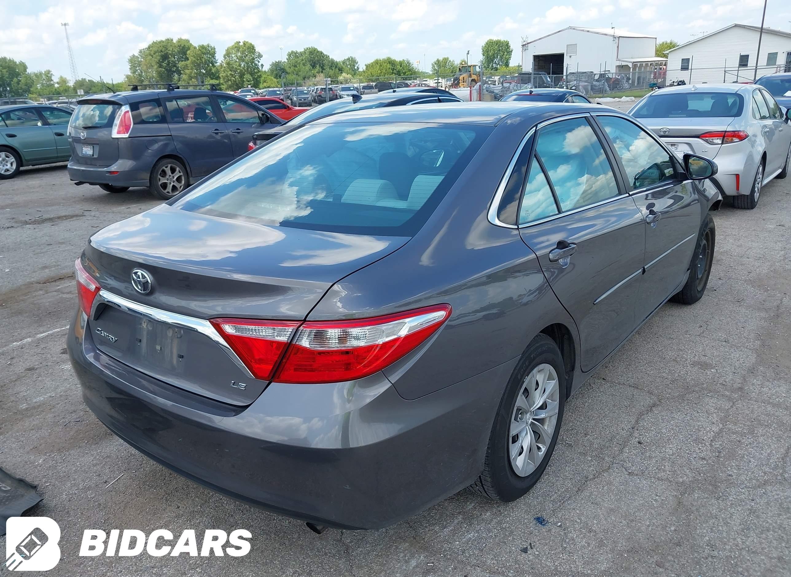 2017 Toyota Camry, LE