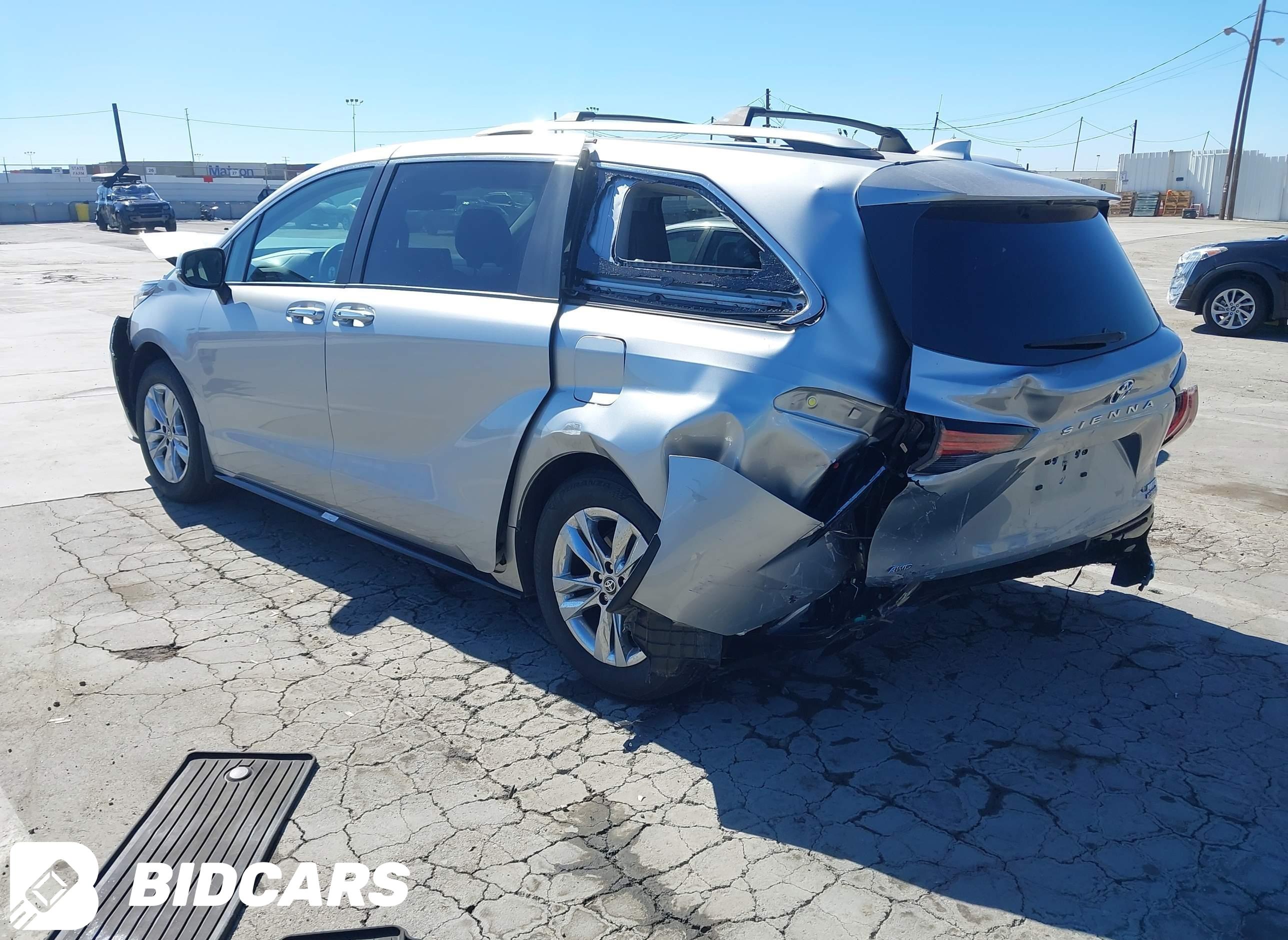 2024 Toyota Sienna, Limited
