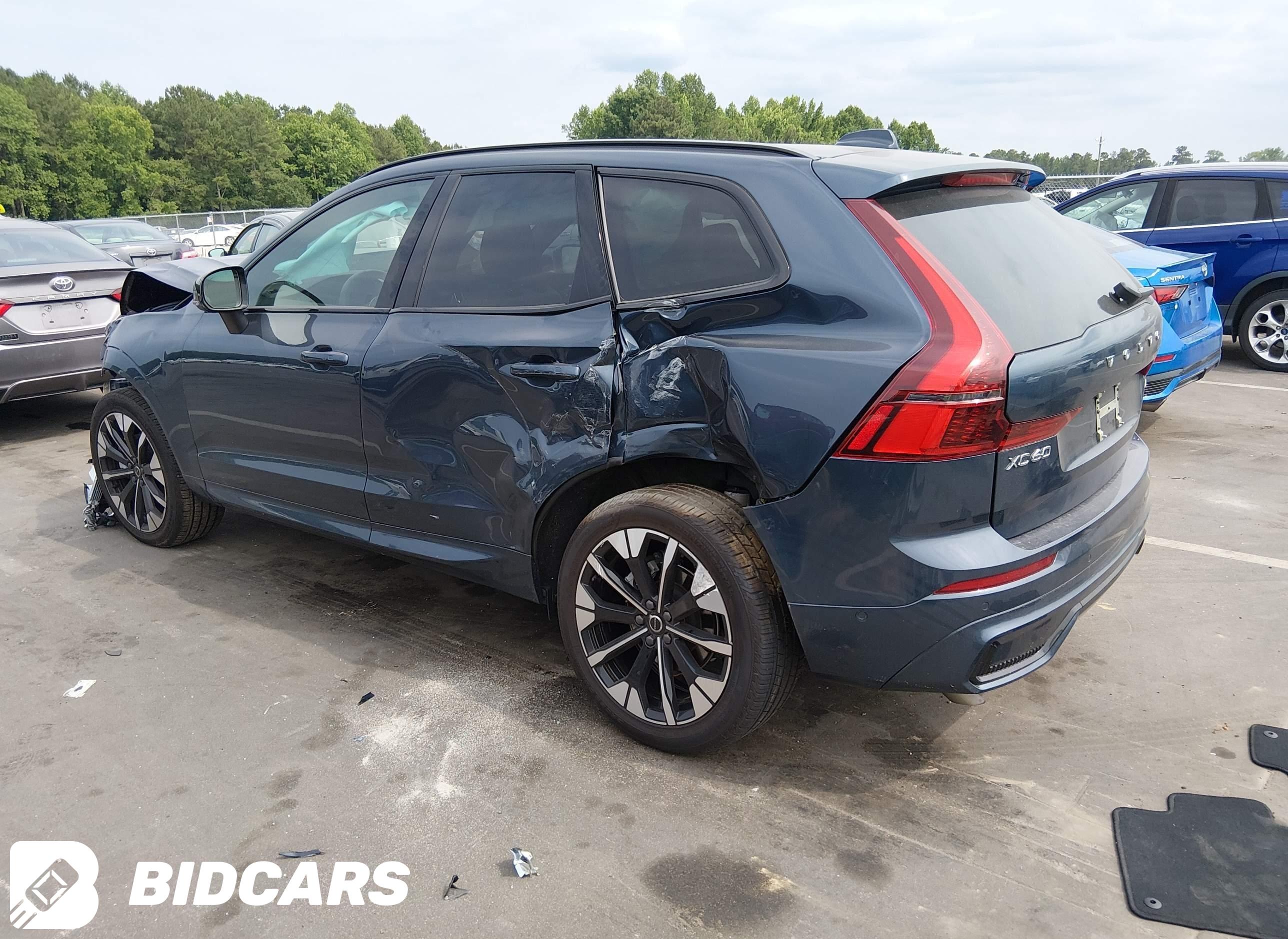 2026 Volvo XC60, B5 Plus