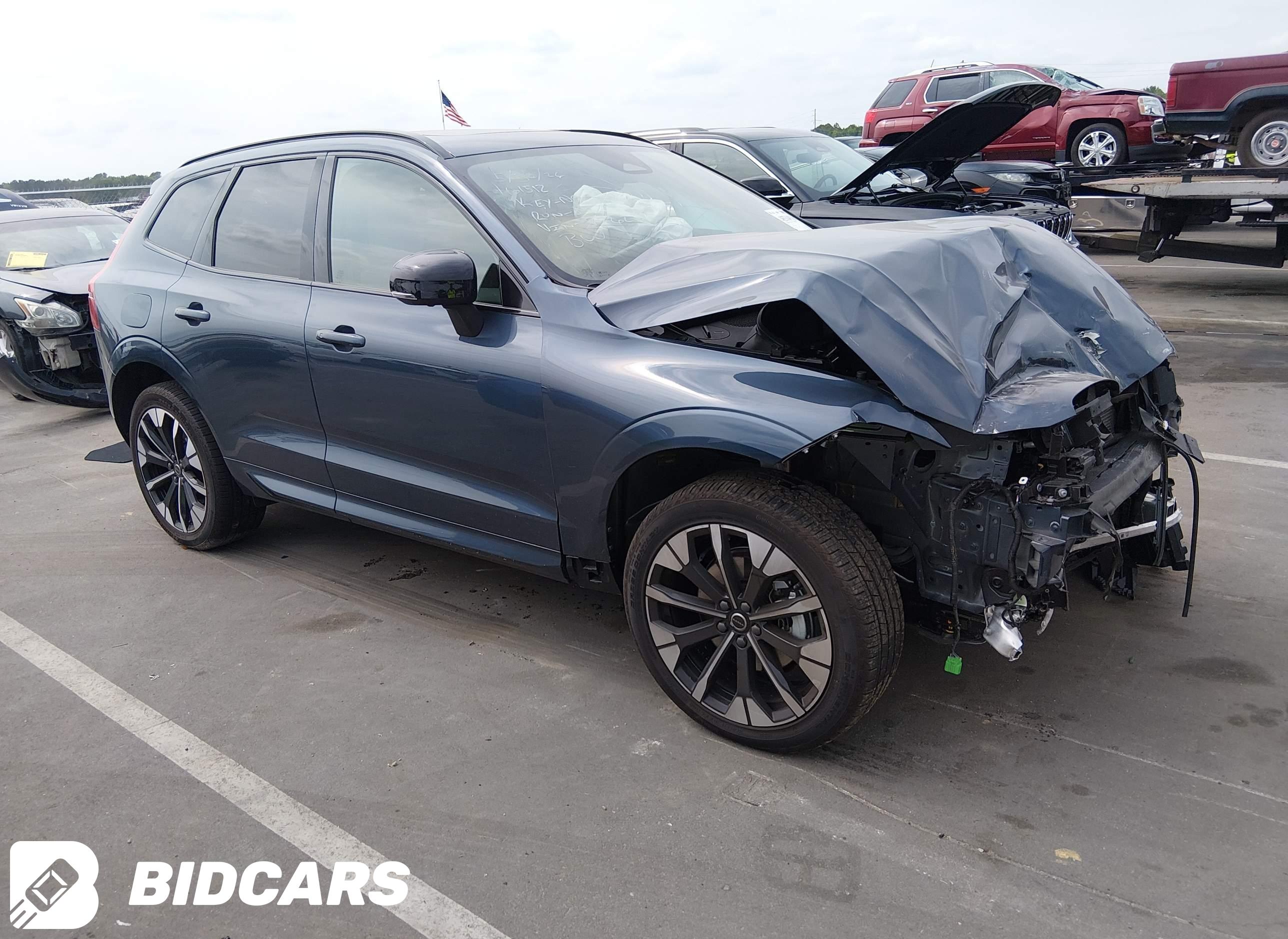 2026 Volvo XC60, B5 Plus