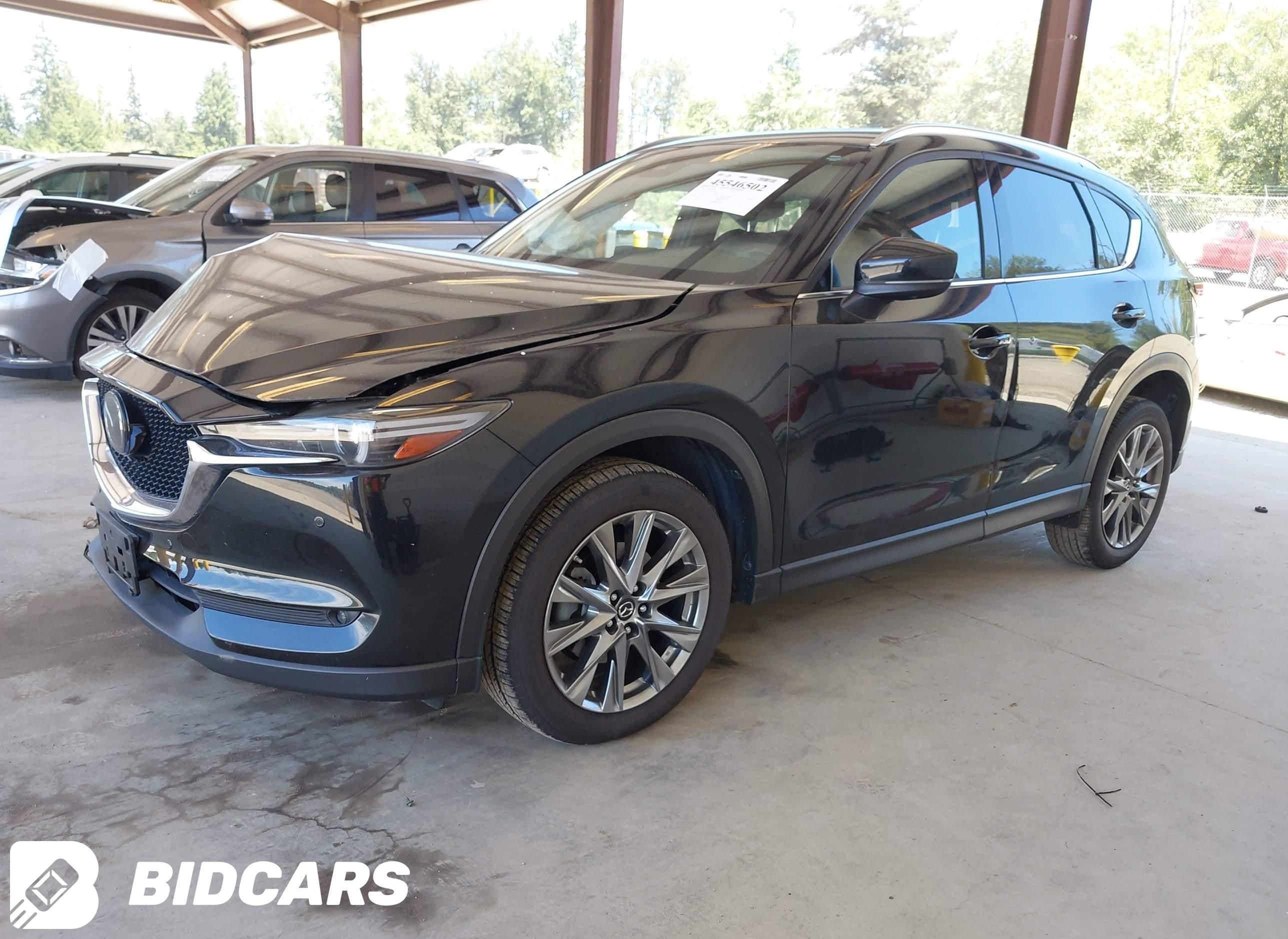 2019 Mazda CX-5, Signature