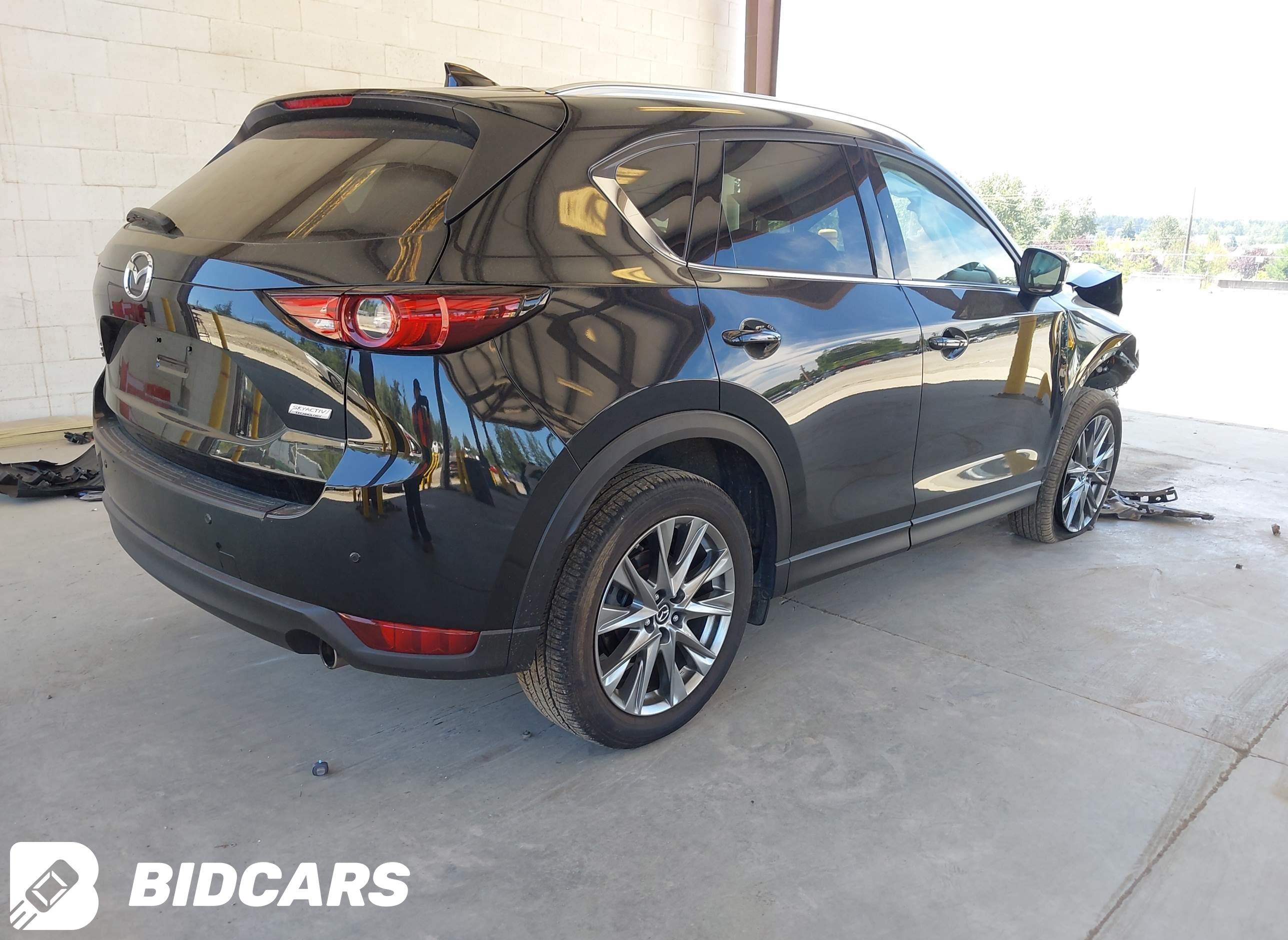 2019 Mazda CX-5, Signature