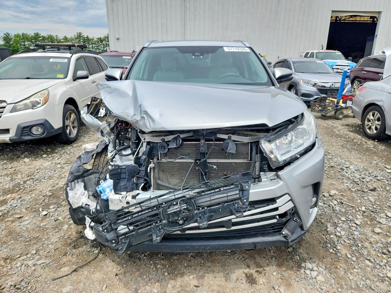 2019 Toyota Highlander, Xle