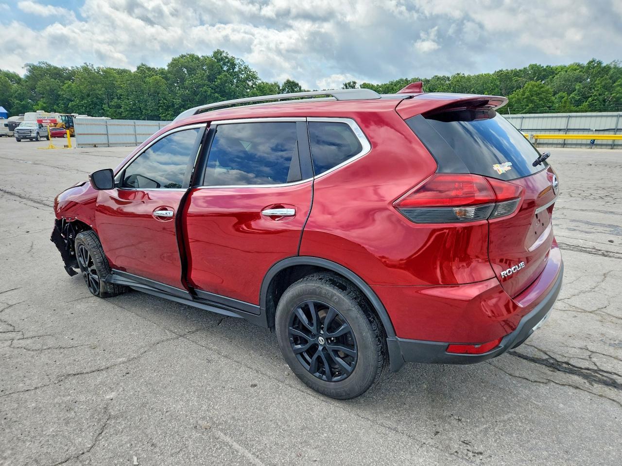 2018 Nissan Rogue, SV