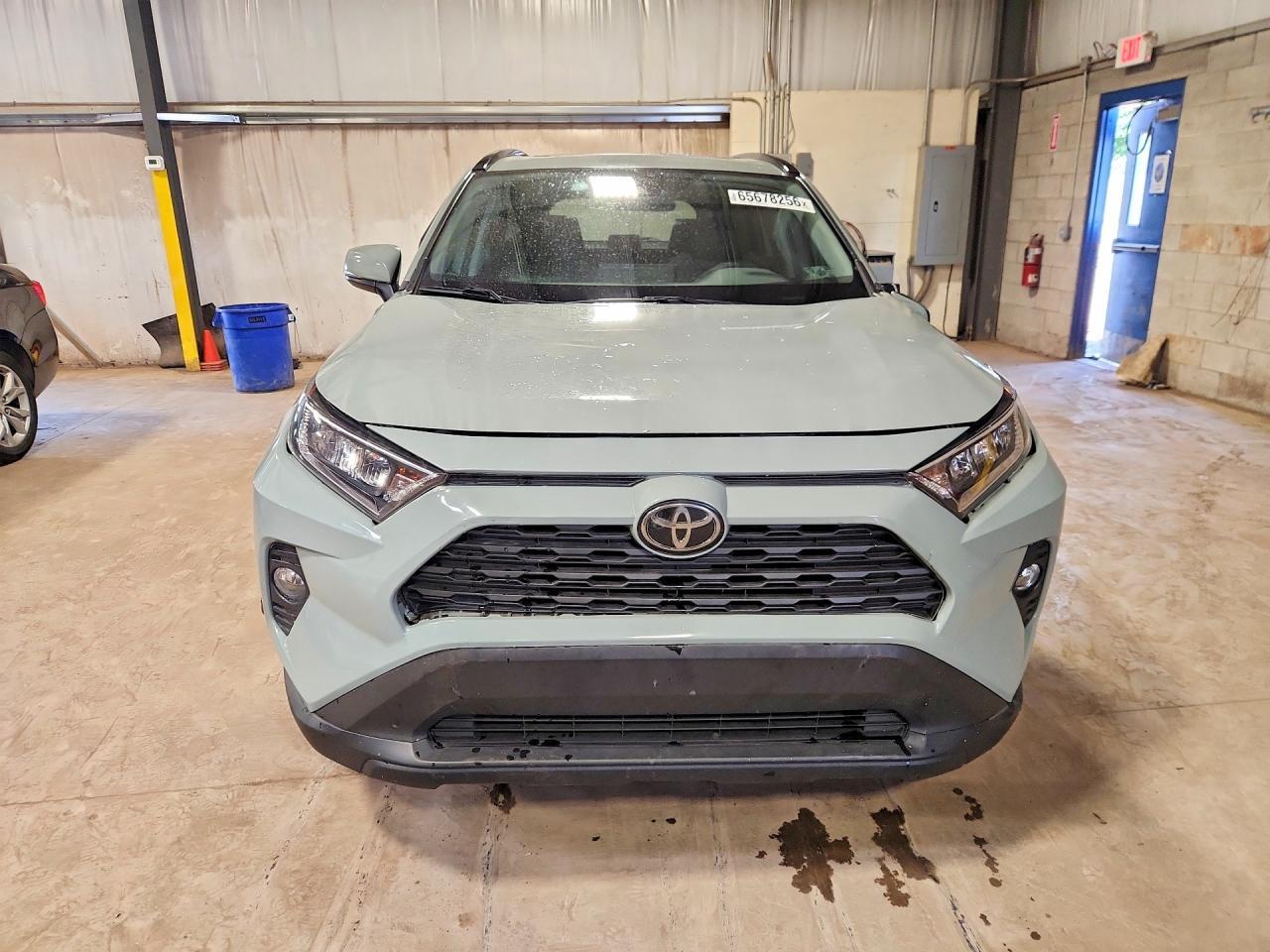 2020 Toyota RAV4, Xle