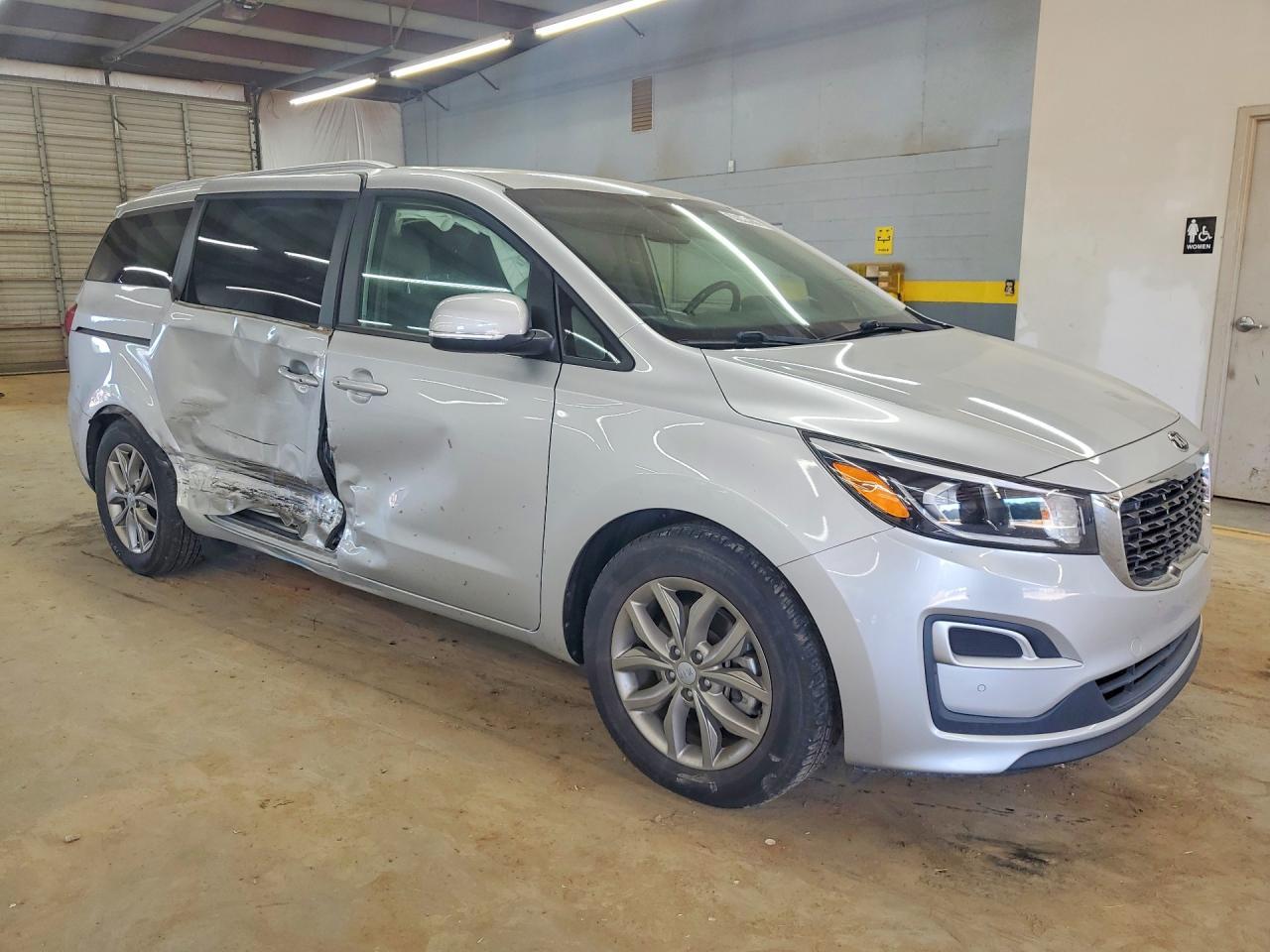 2021 KIA Sedona, EX