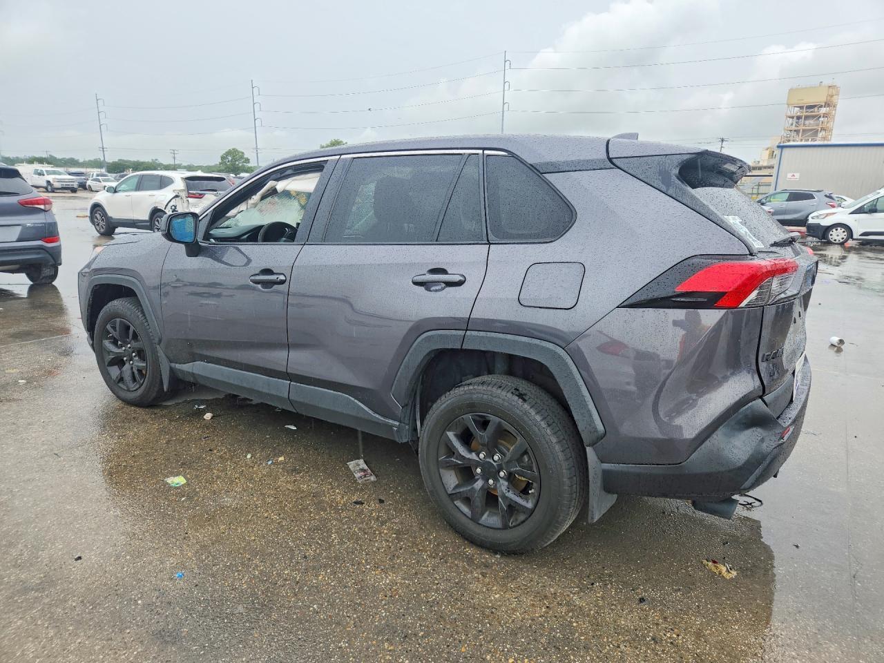2022 Toyota RAV4, LE