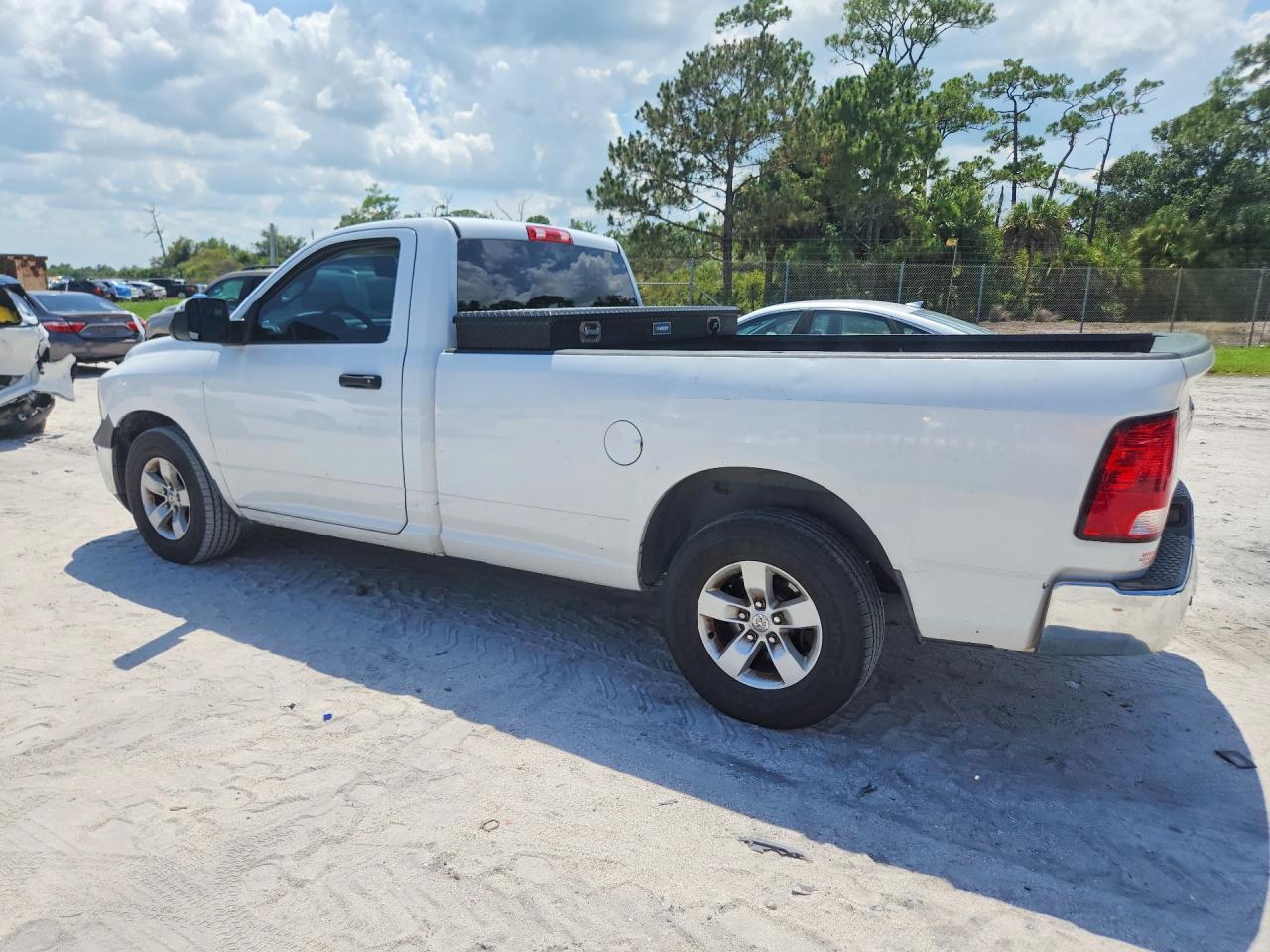 2016 RAM 1500, ST