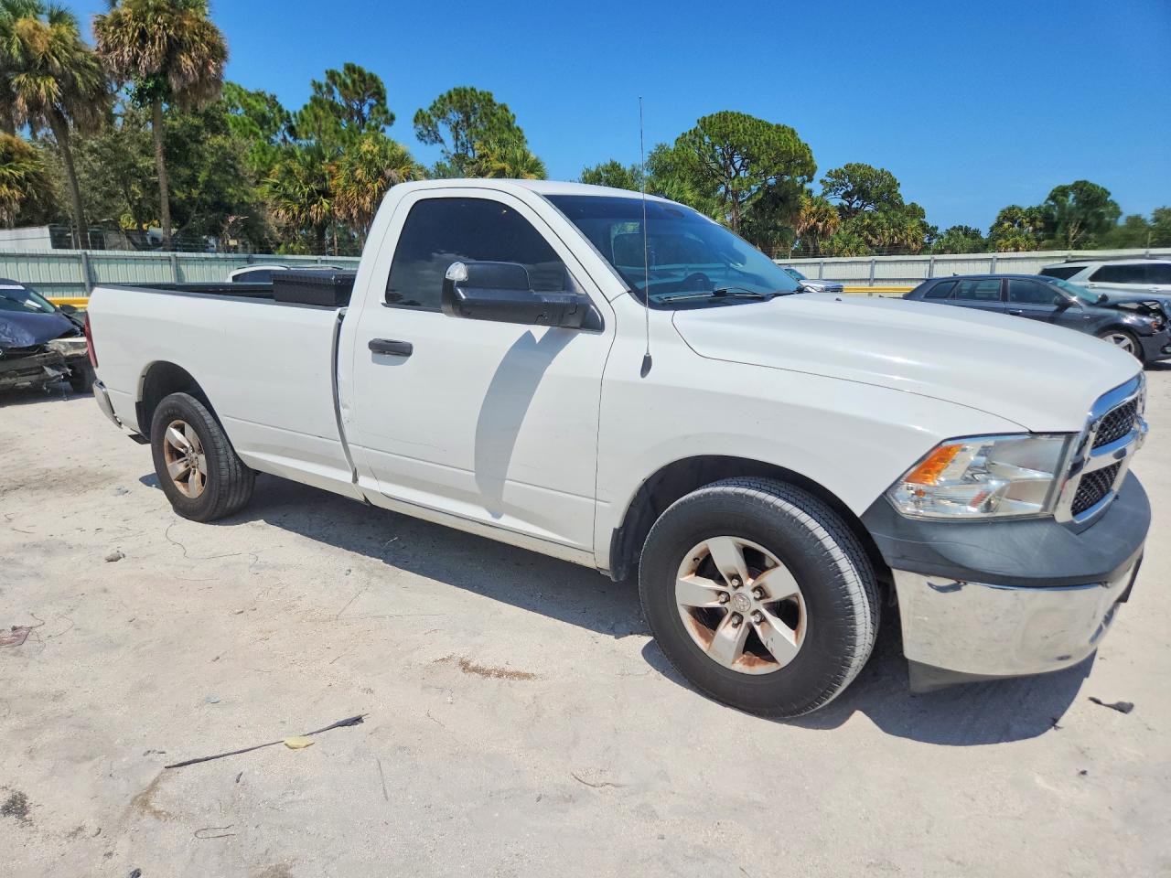 2016 RAM 1500, ST