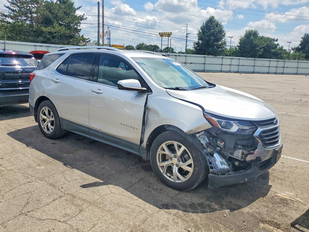 2020 Chevrolet Equinox, LT
