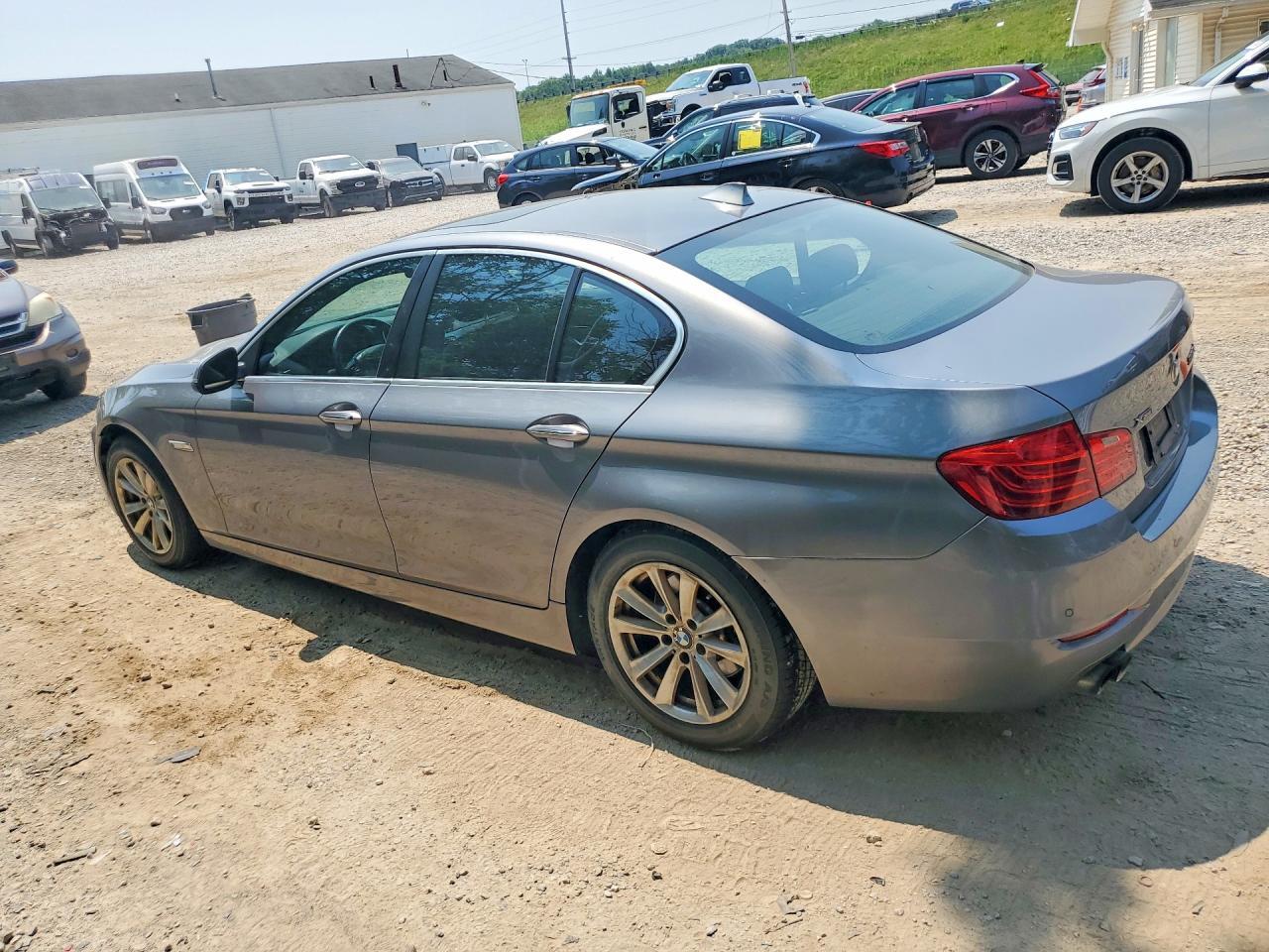 2015 BMW 5 Series, 528 XI