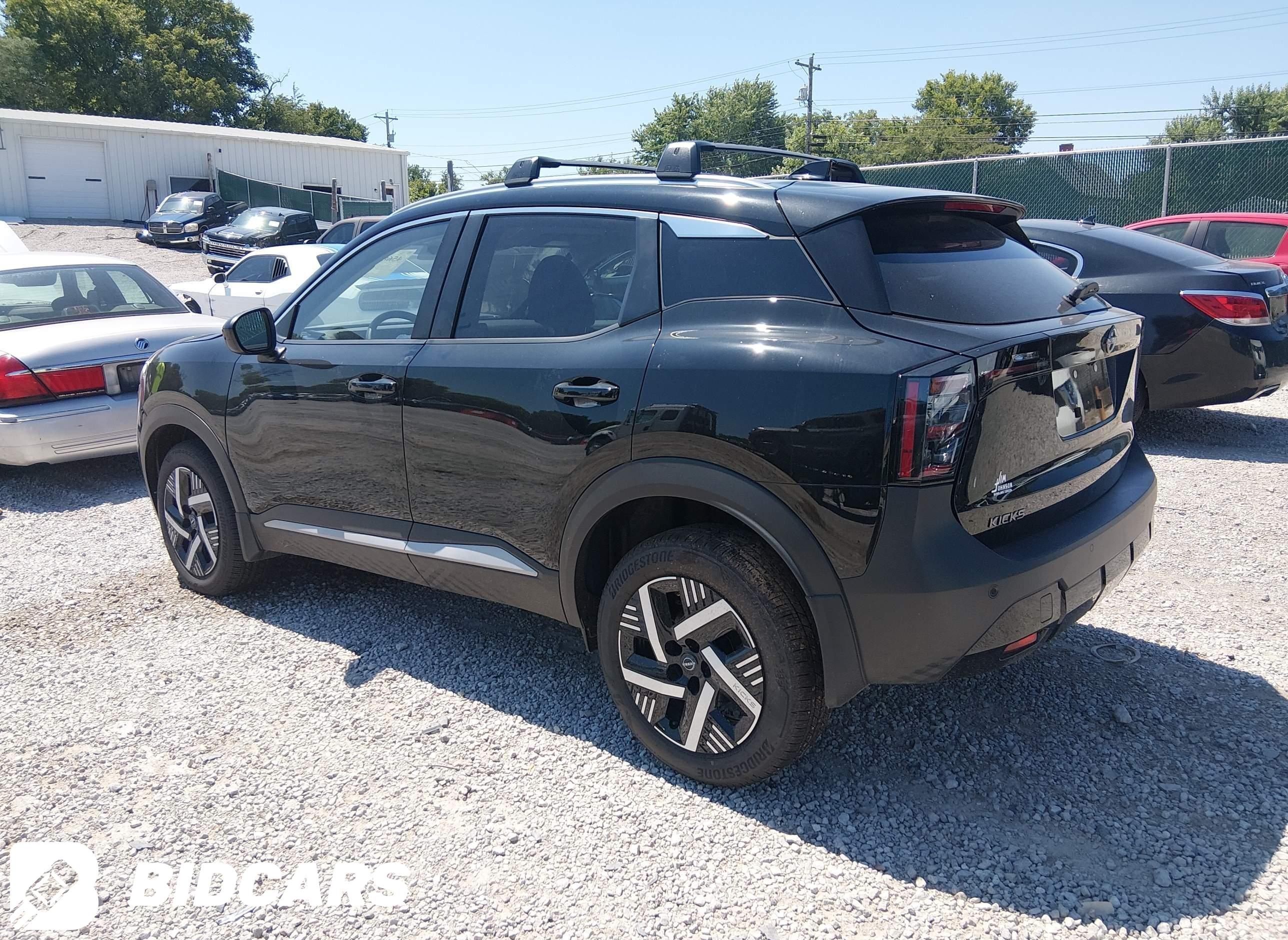 2026 Nissan Kicks, SV